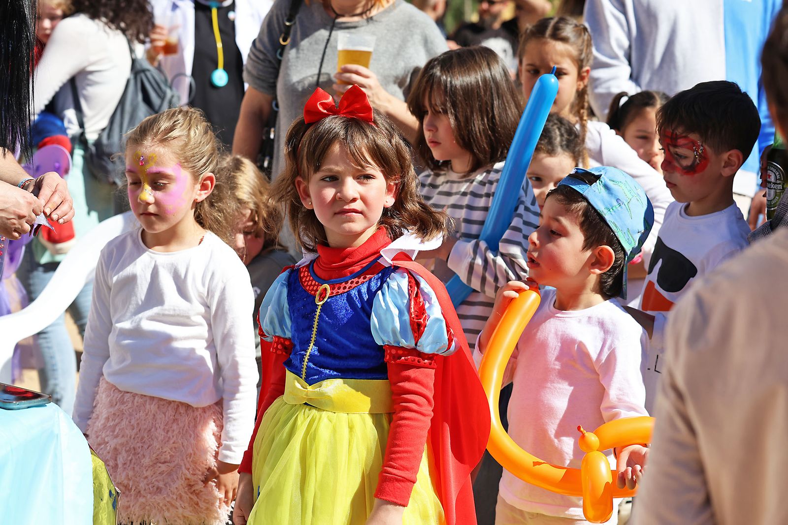 Imágenes del pregón del Caranaval Colombino 2025