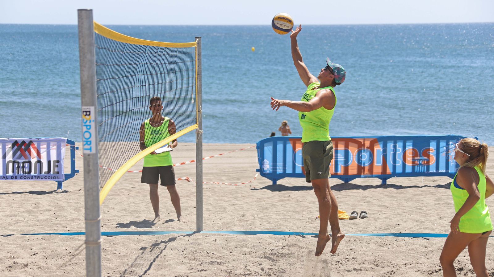 Fotos del torneo de Voley Playa en La Línea