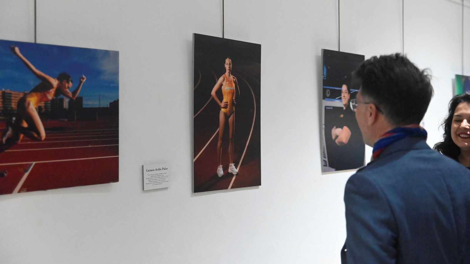 Las imágenes de la exposición 'Mujeres que inspiran' en Córdoba