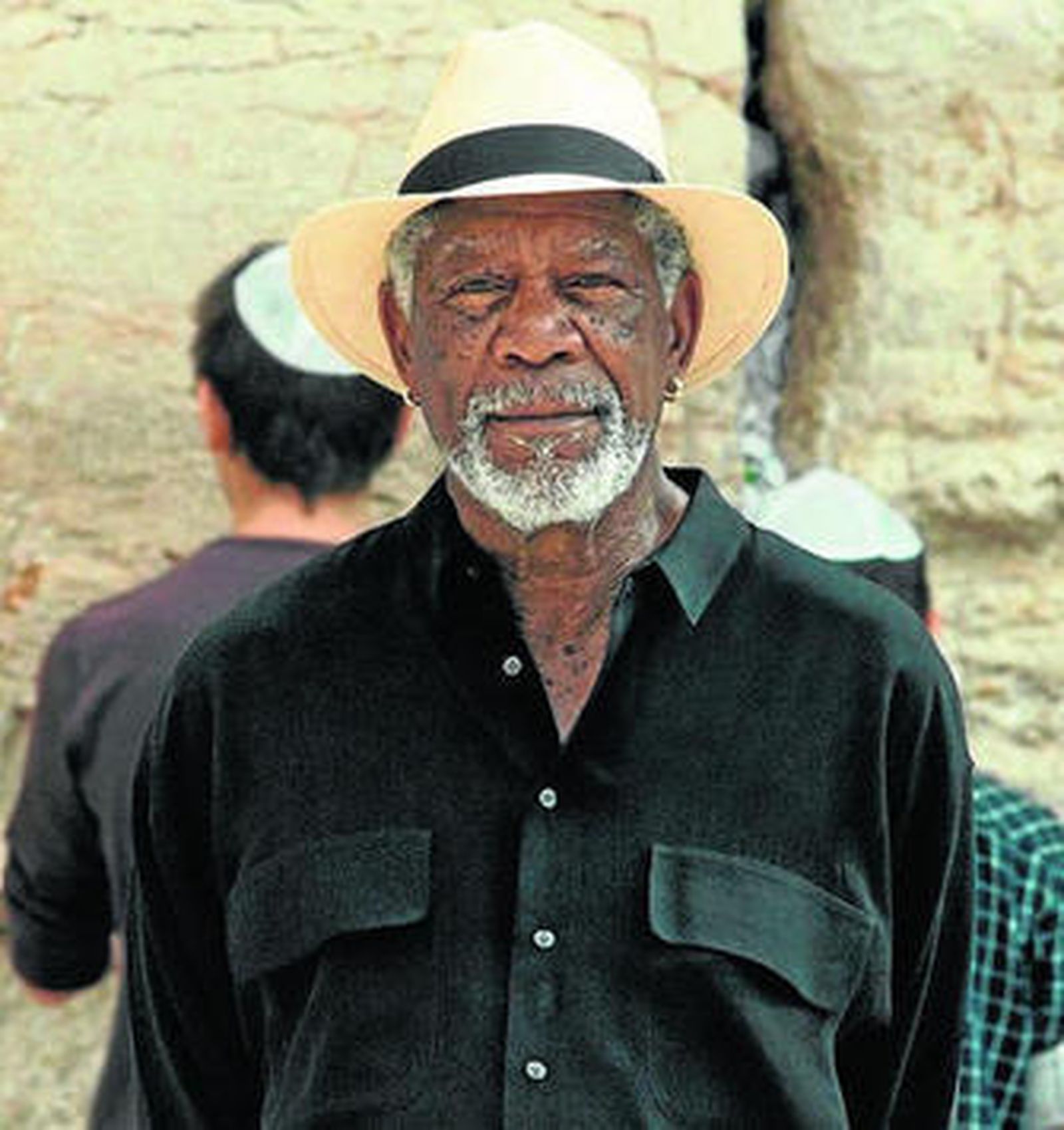 Morgan Freeman presenta y produce el documental 'La historia de Dios'.