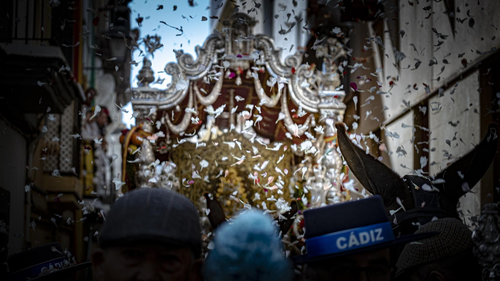 Salidad de la Hermandad del Rocio de Cádiz