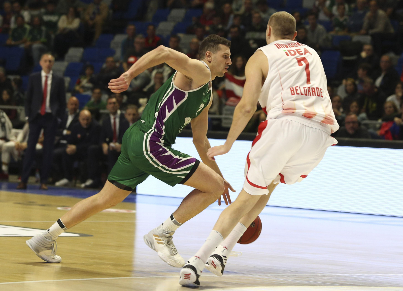 Milosavljevic, durante el Unicaja-Estrella Roja.