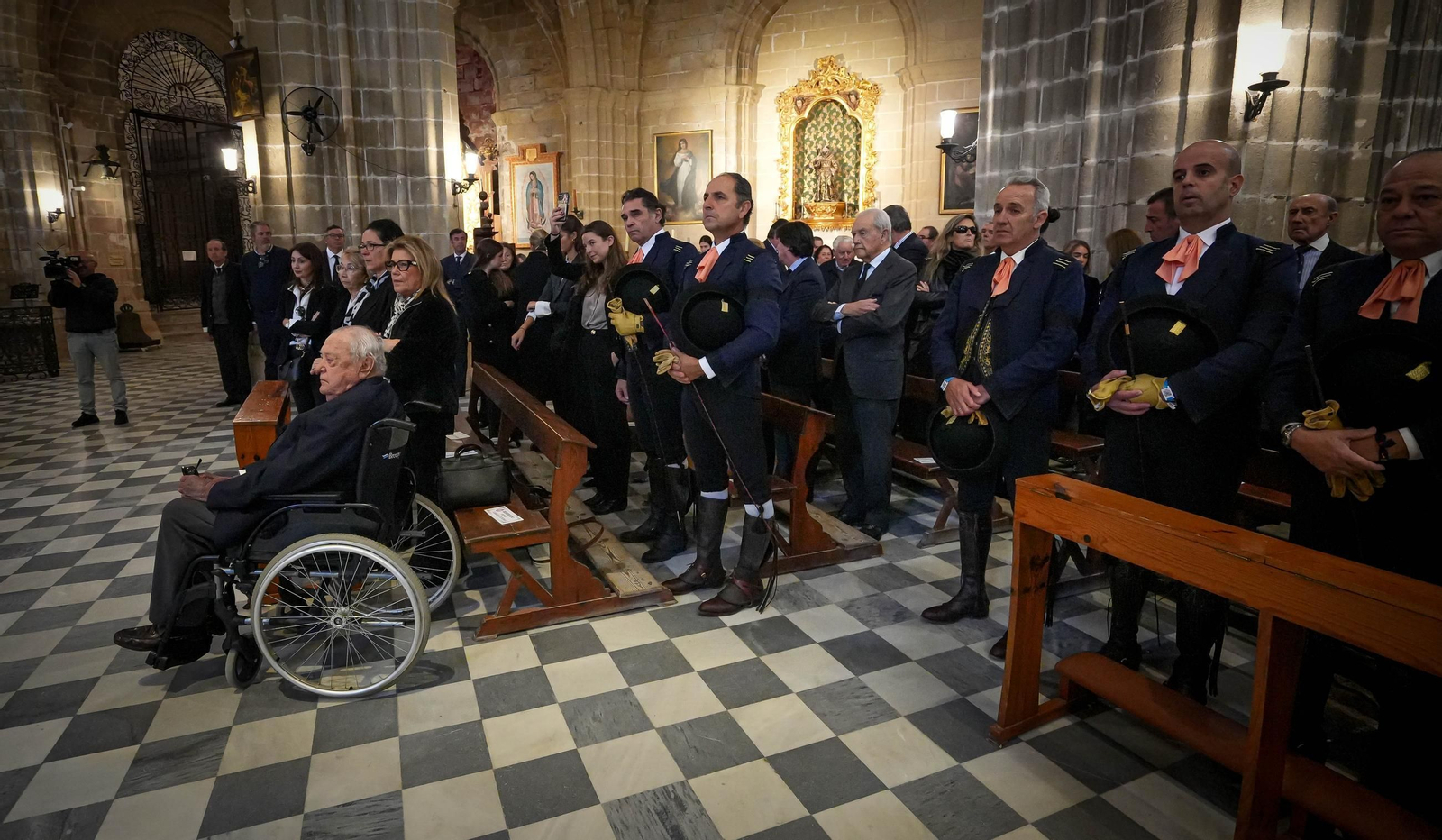Imágenes del funeral de Álvaro Domecq en la catedral de Jerez