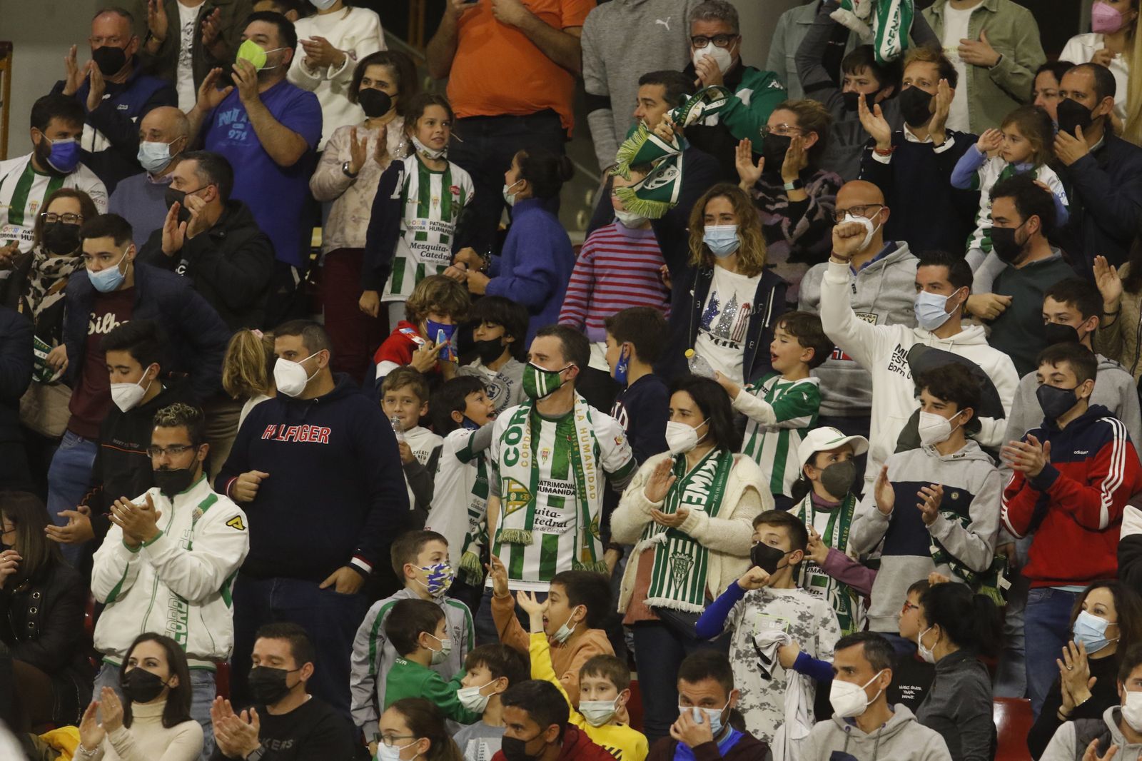Las imágenes de la victoria del Córdoba Futsal ante el Burela