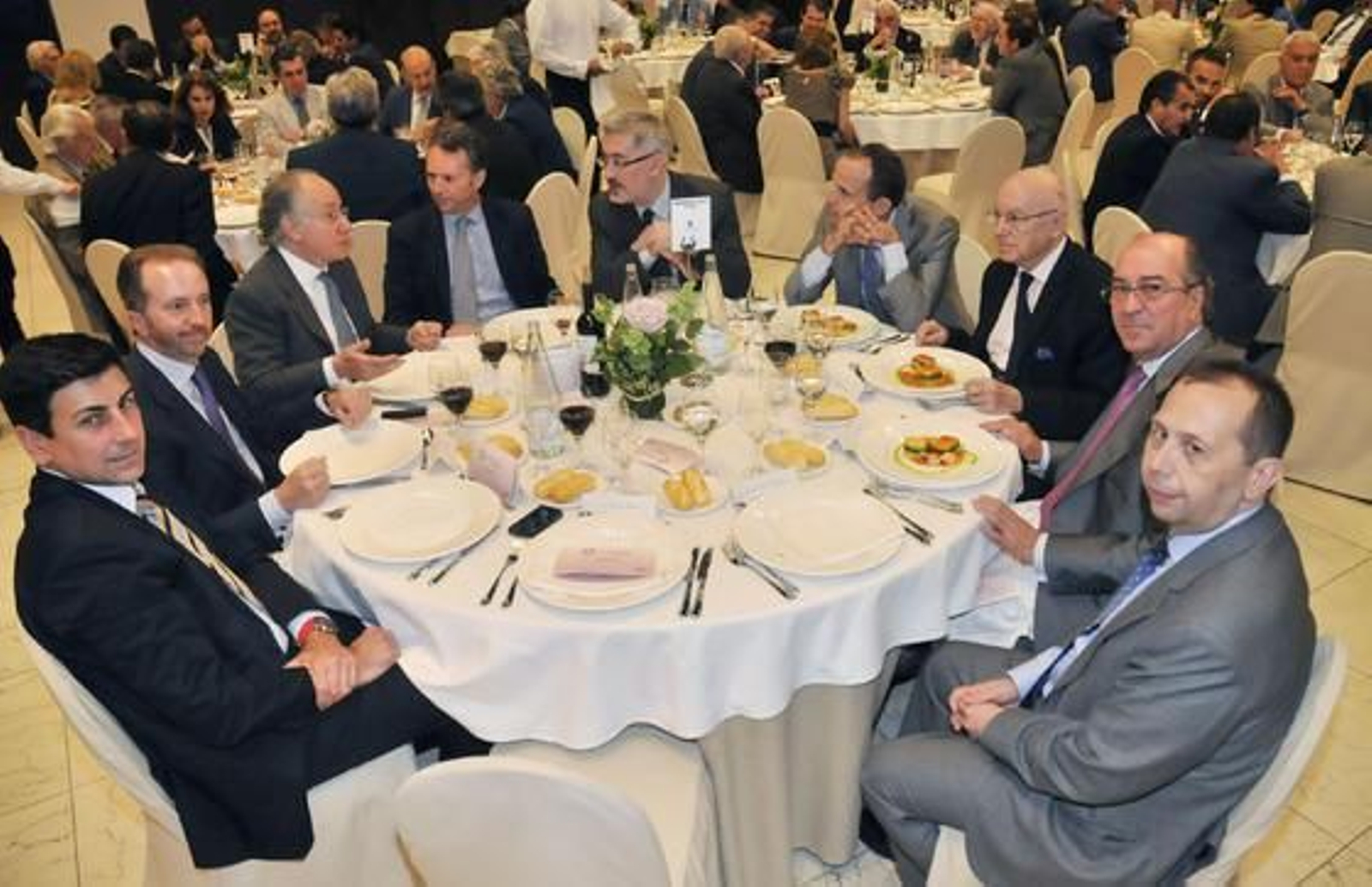 Luis Nieto, Rodrigo Charlo, Juan María Nin, José Joly, Antonio Ávila, Manuel Moyano, Manuel Clavero, Juan Reguera y José Antonio Carrizosa.

Foto: Juan Carlos Vázquez y Victoria Hidalgo