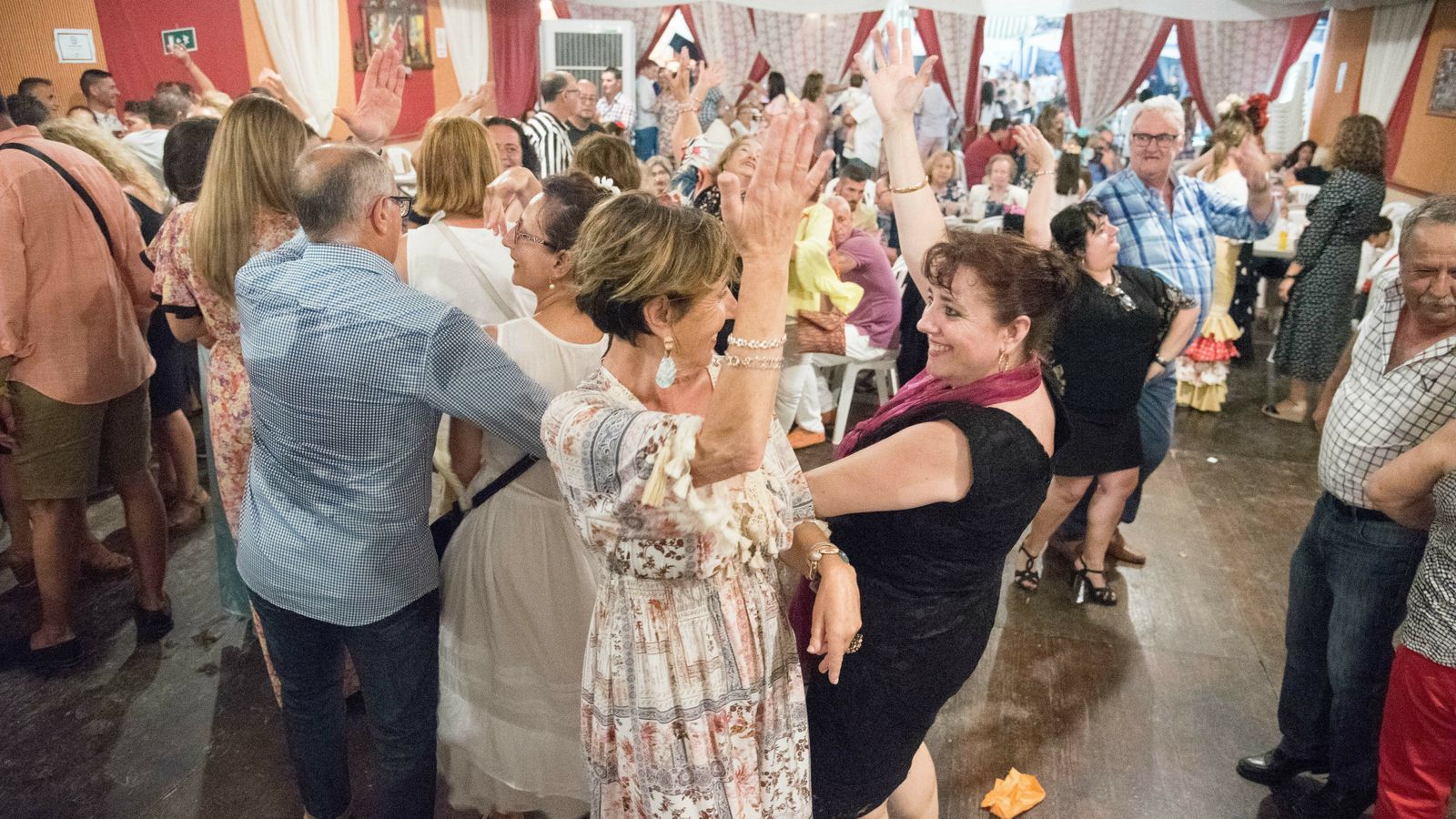 Viernes de Feria de la Línea en imagenes