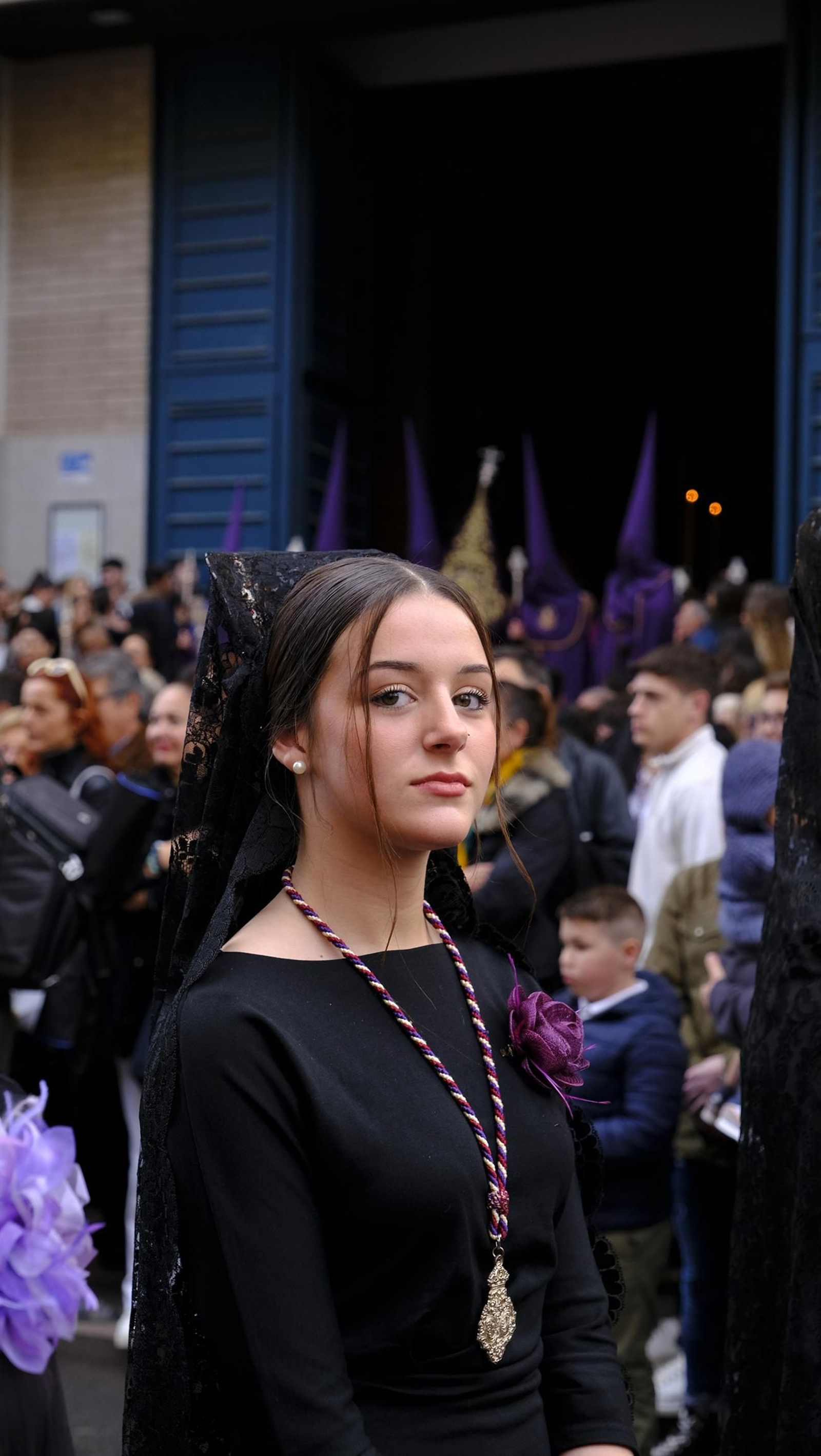 Pasión vuelve a su Iglesia de Santa Teresa azotada por la lluvia