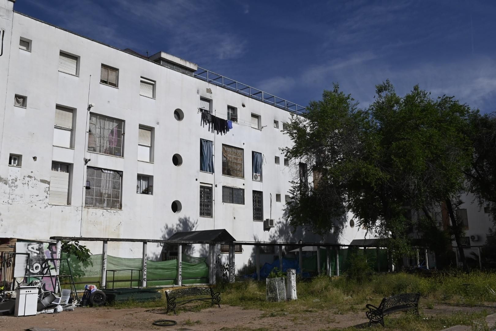 El deterioro del barrio del Guadalquivir de Córdoba, en imágenes