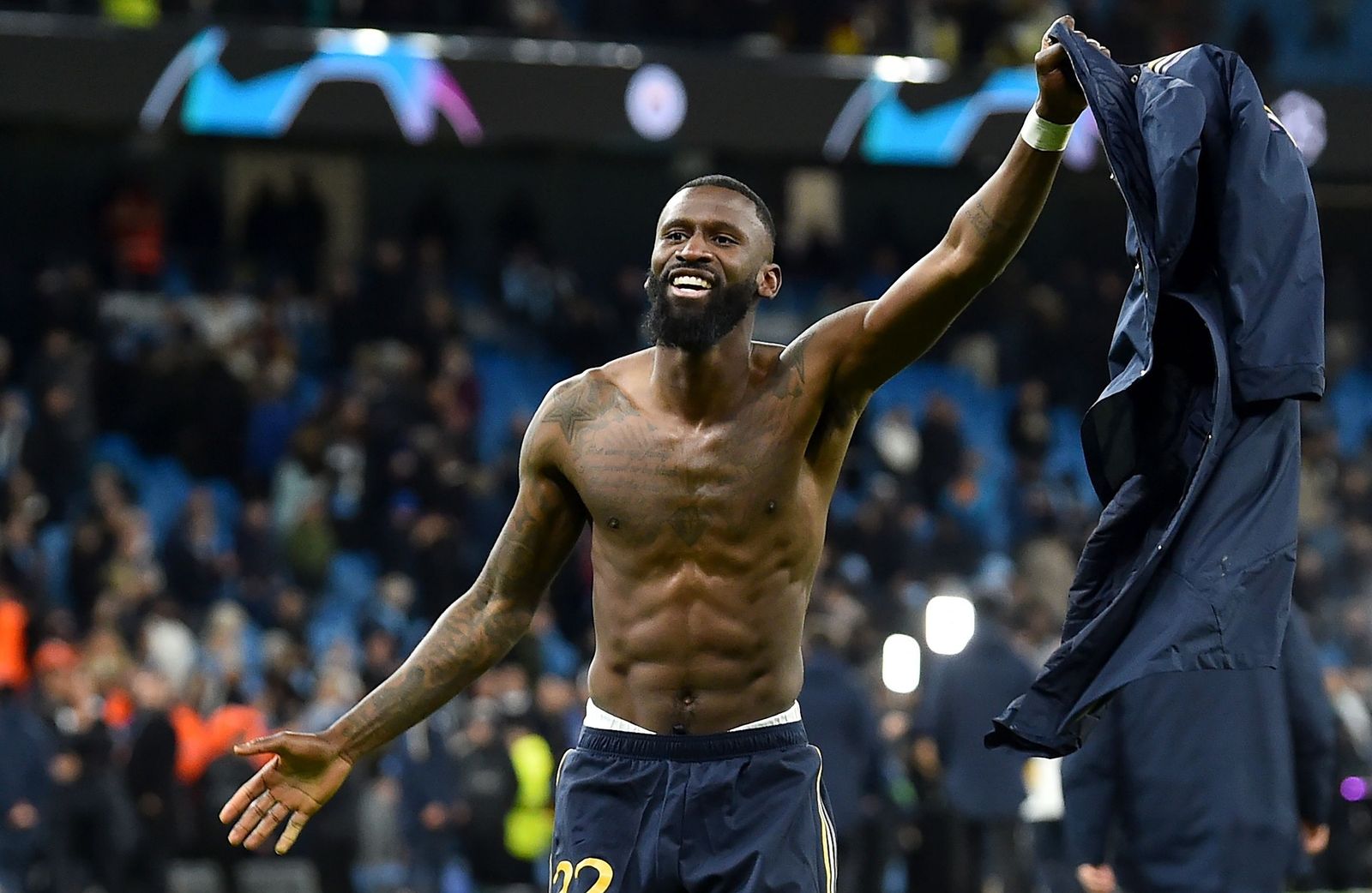 Ruediger celebra el penalti que ha dado la victoria al Real Madrid.