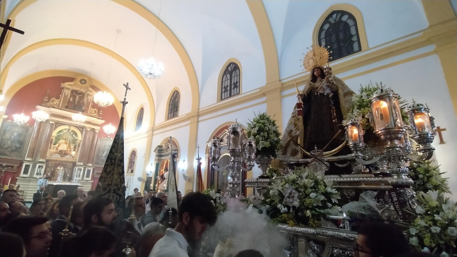 La peregrinación de la Virgen del Carmen en San Fernando, en imágenes