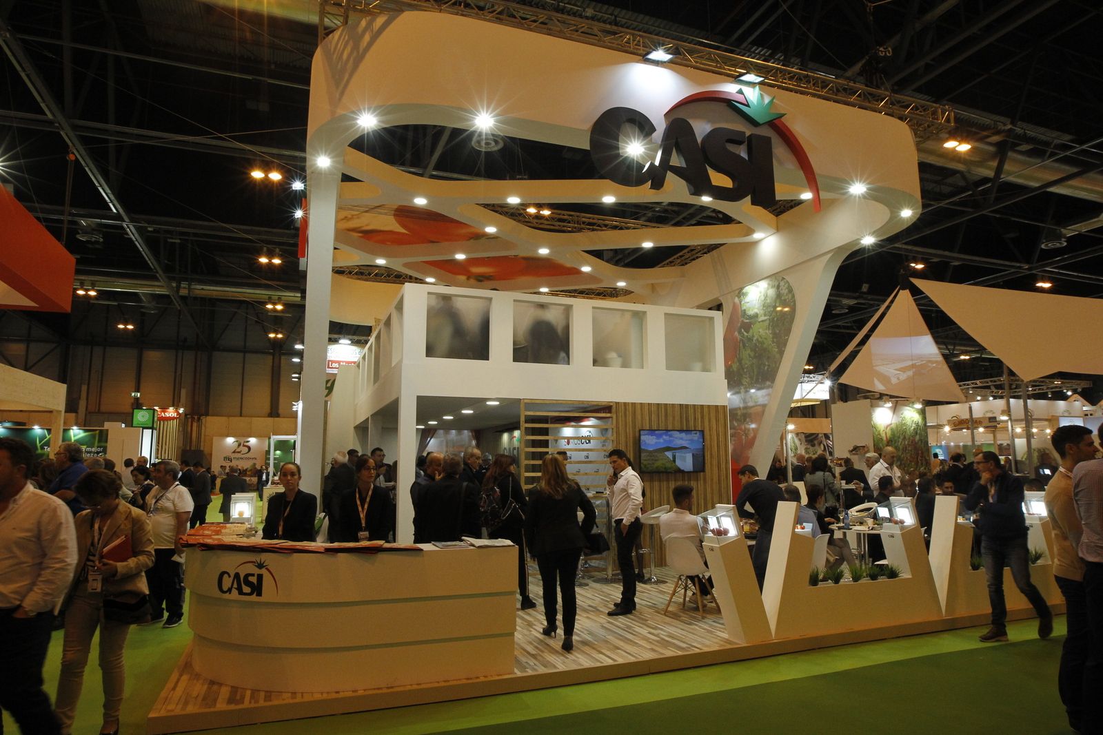 CASI suma el tomate Flamenko Choc a su línea de especialidades