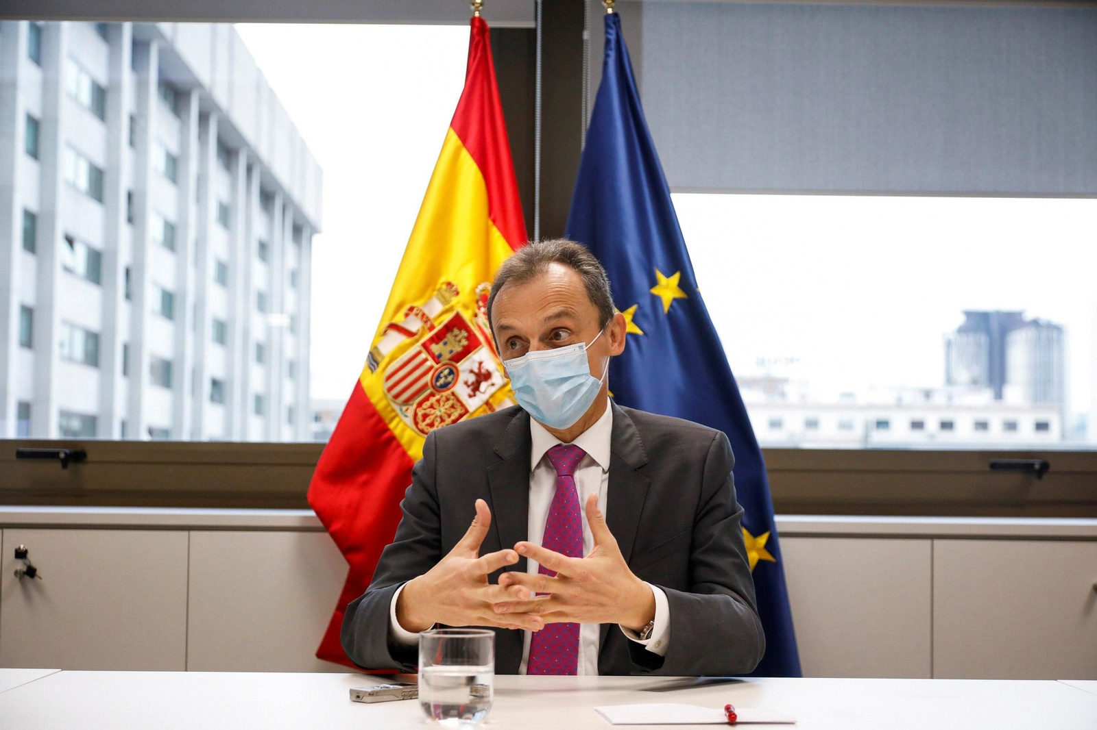 El ministro de Ciencia y Tecnología en la sede del Ministerio en Madrid. El ministro de Ciencia y Tecnología en la sede del Ministerio en Madrid.