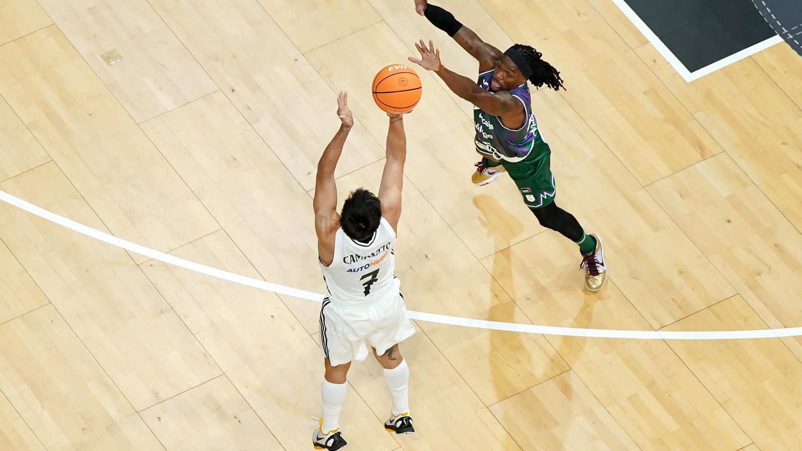 El Real Madrid - Unicaja, final de la Supercopa, en fotos