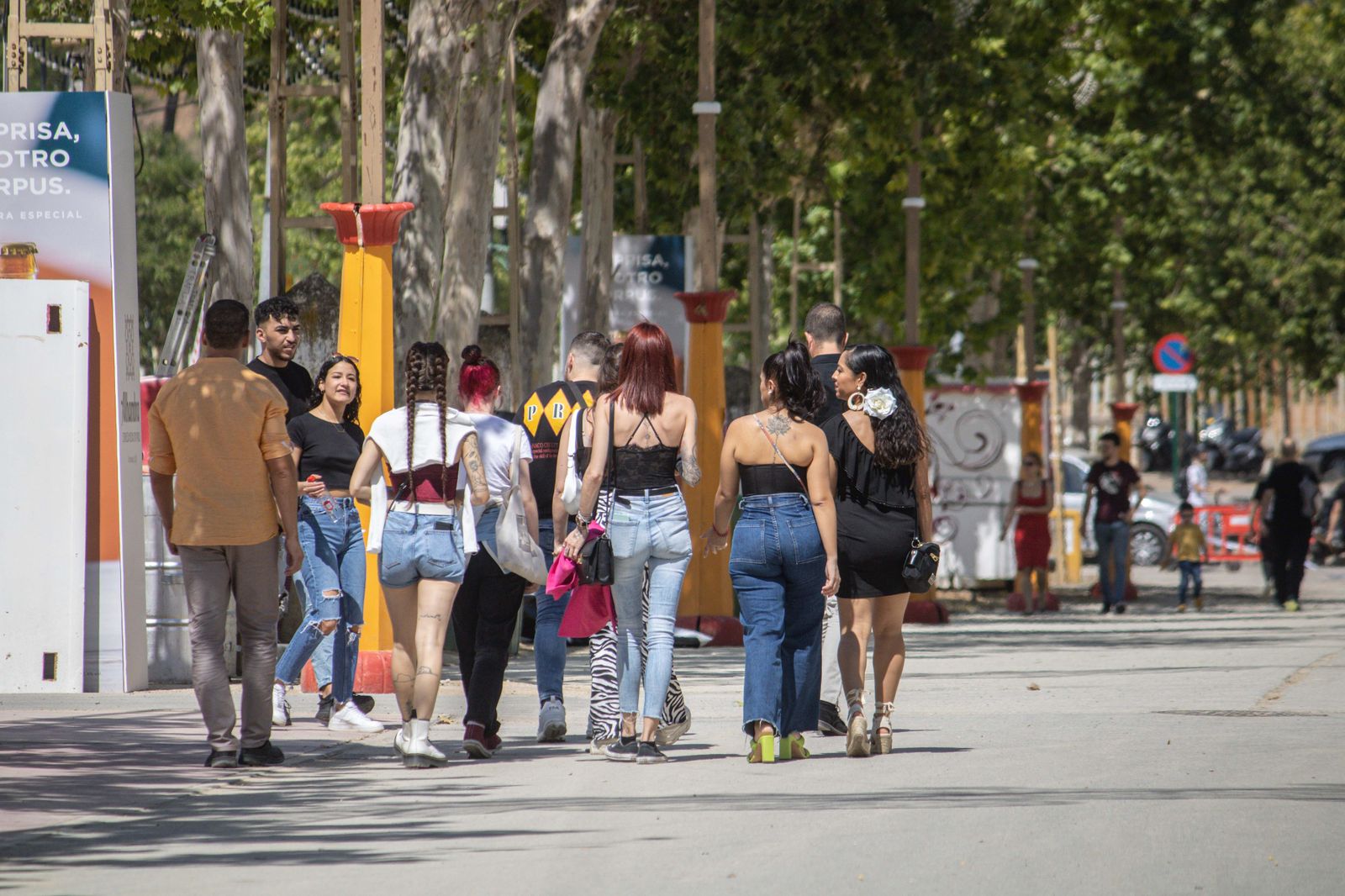 Ambiente en Granada durante este lunes de Corpus, en imágenes