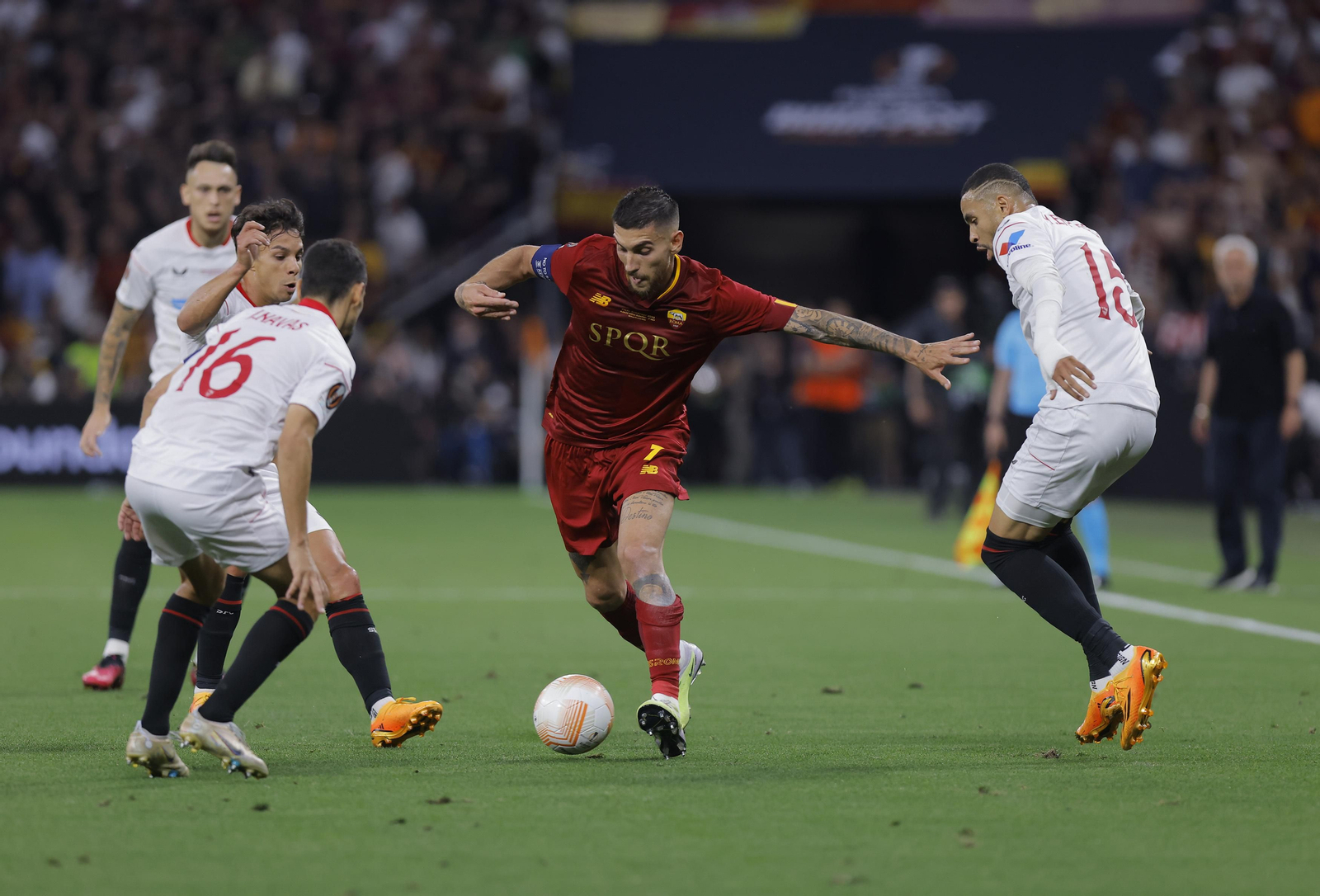Las imágenes del Sevilla-Roma