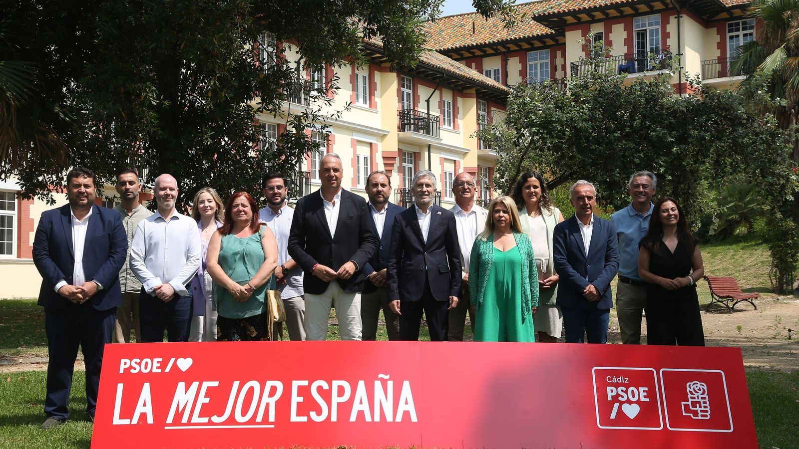 Los candidatos del PSOE por Cádiz, durante la presentación llevada a cabo días atrás en Algeciras.