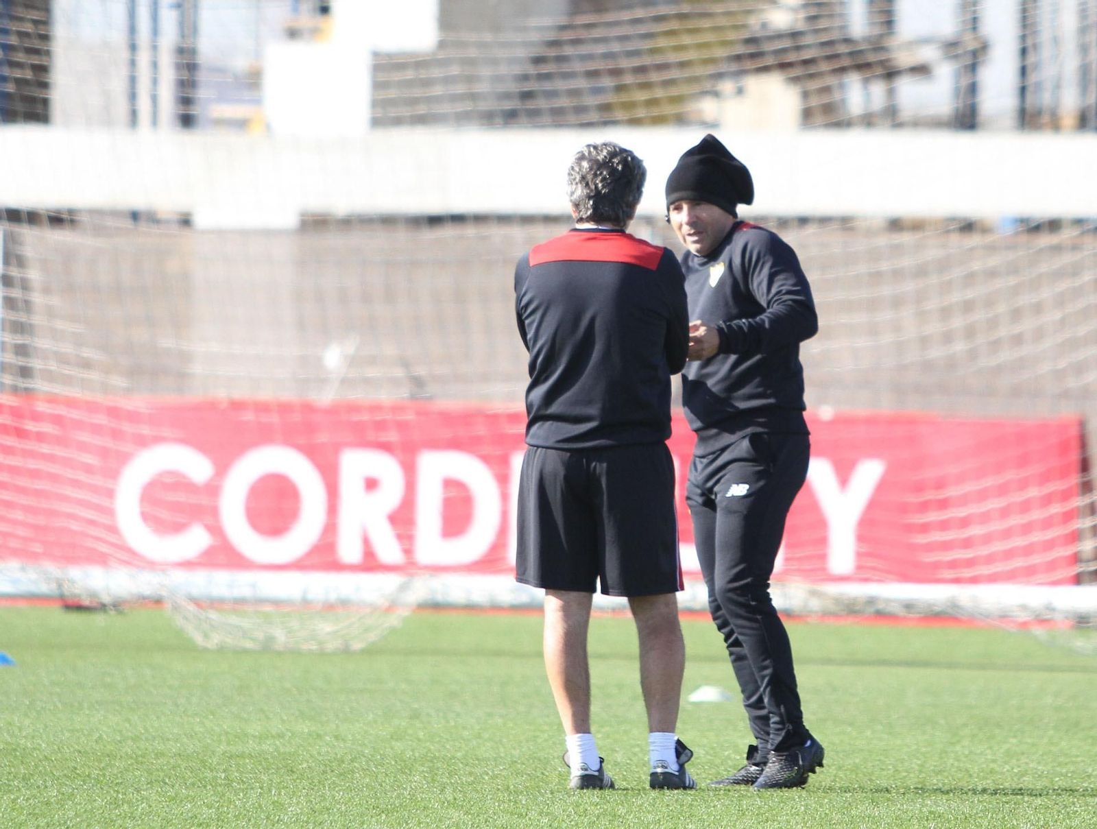 Sampaoli charla con Lillo.
