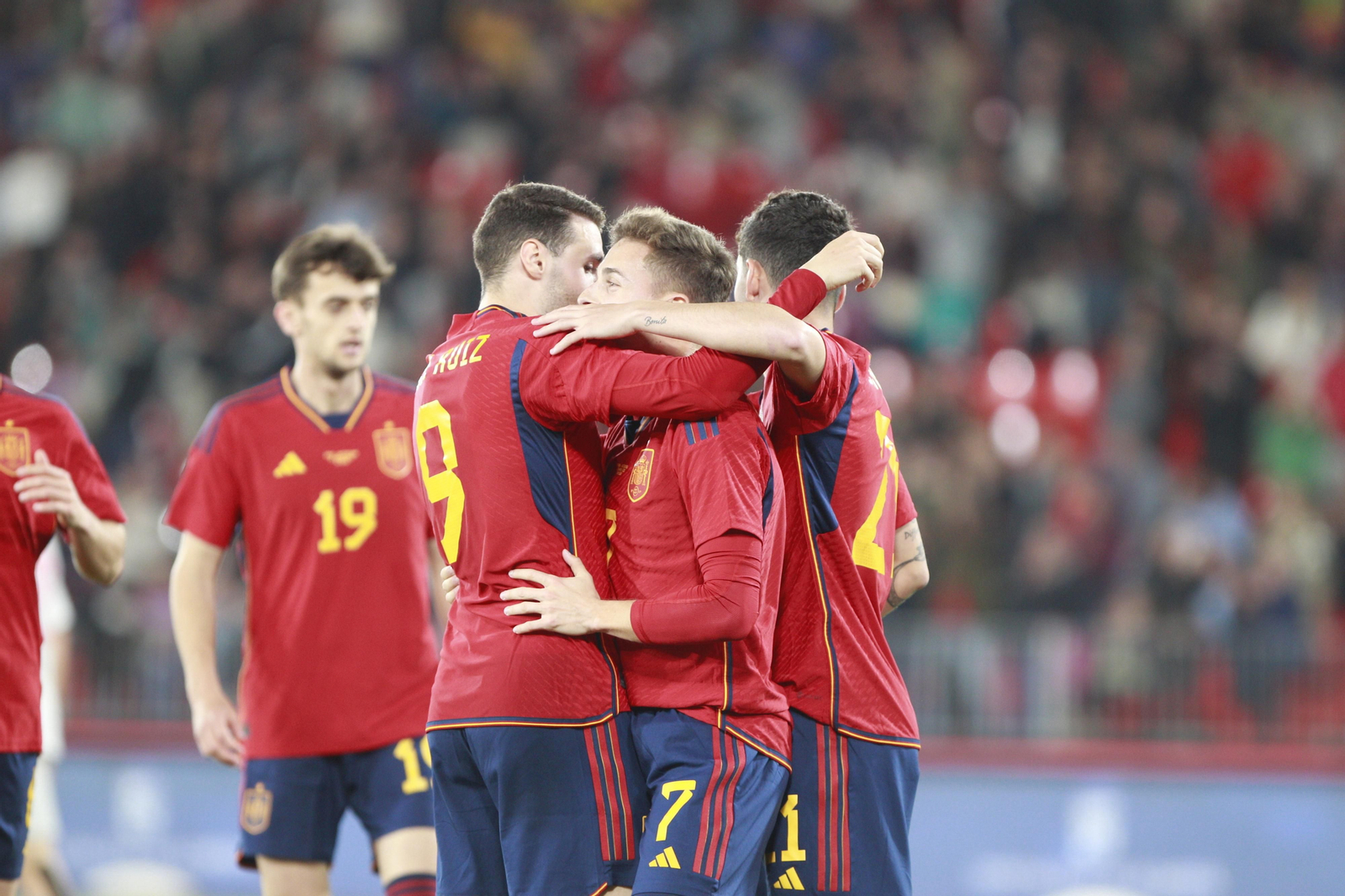 Imágenes del partido de fútbol amistoso entre las selecciones de España y Suiza Sub 21, disputado en Almería