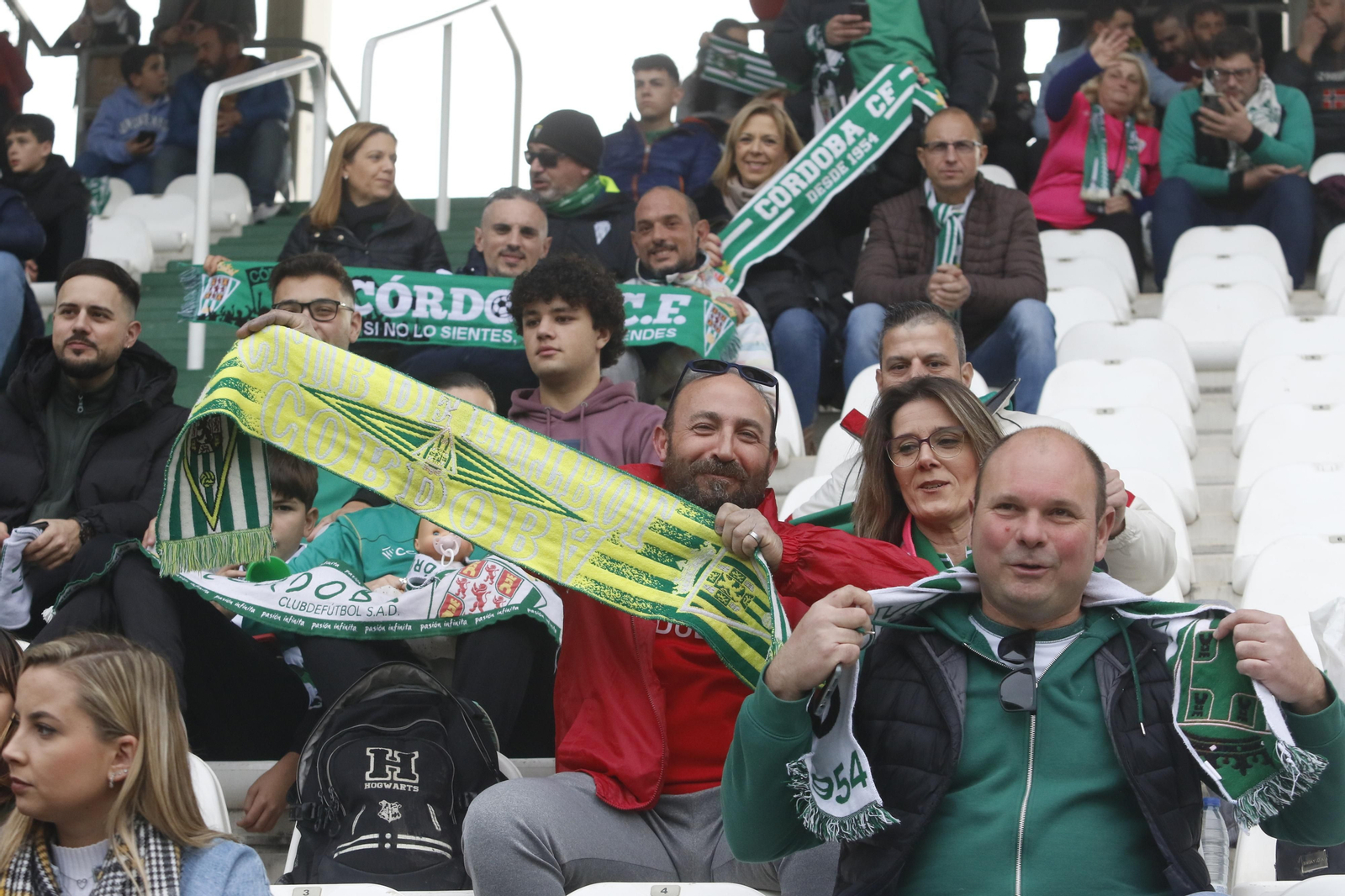 Las mejores fotos del ambiente en El Arcángel para el Córdoba CF - Intercity