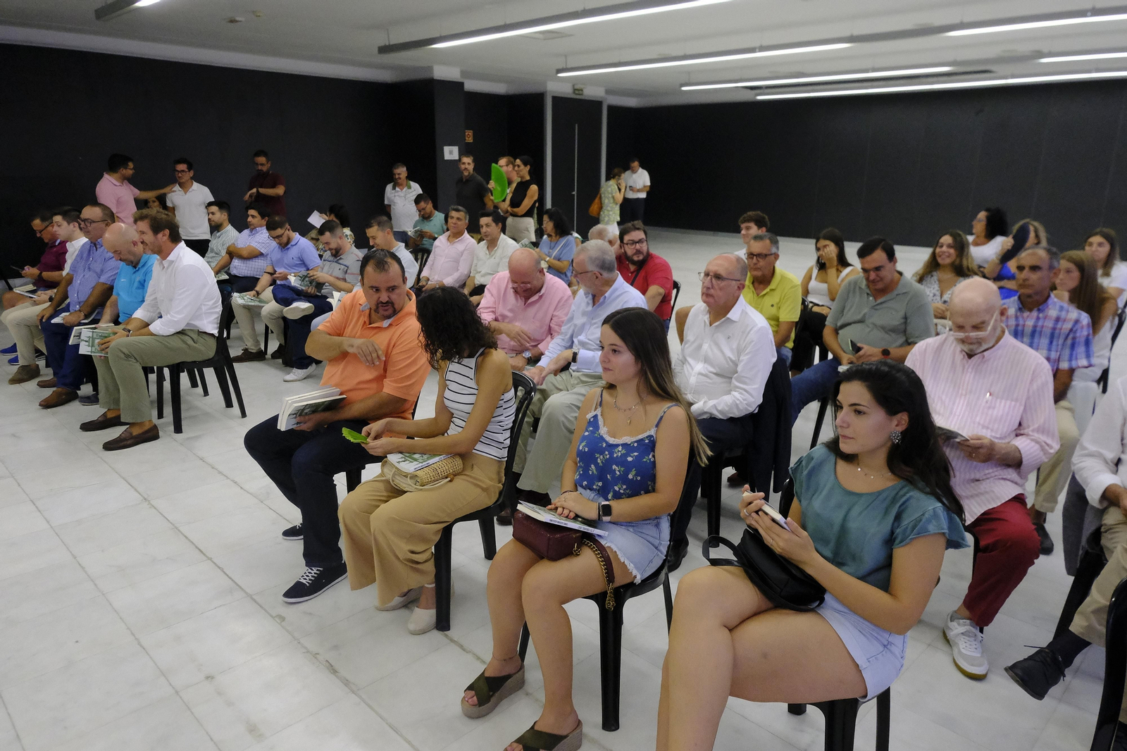 Las imágenes de la presentación del libro '¿Y tu Córdoba, qué?'