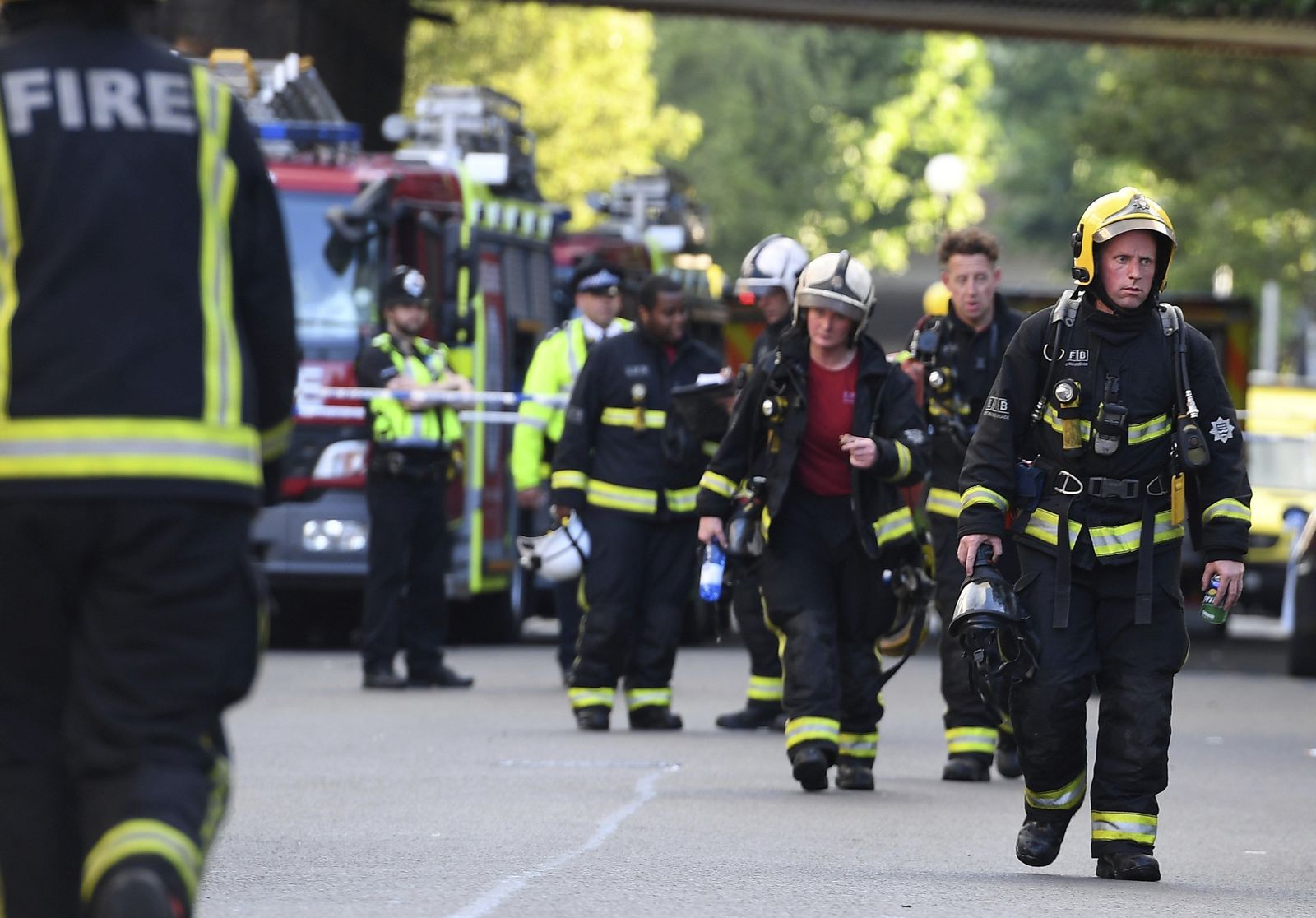 El espectacular incendio de Londres, en imágenes