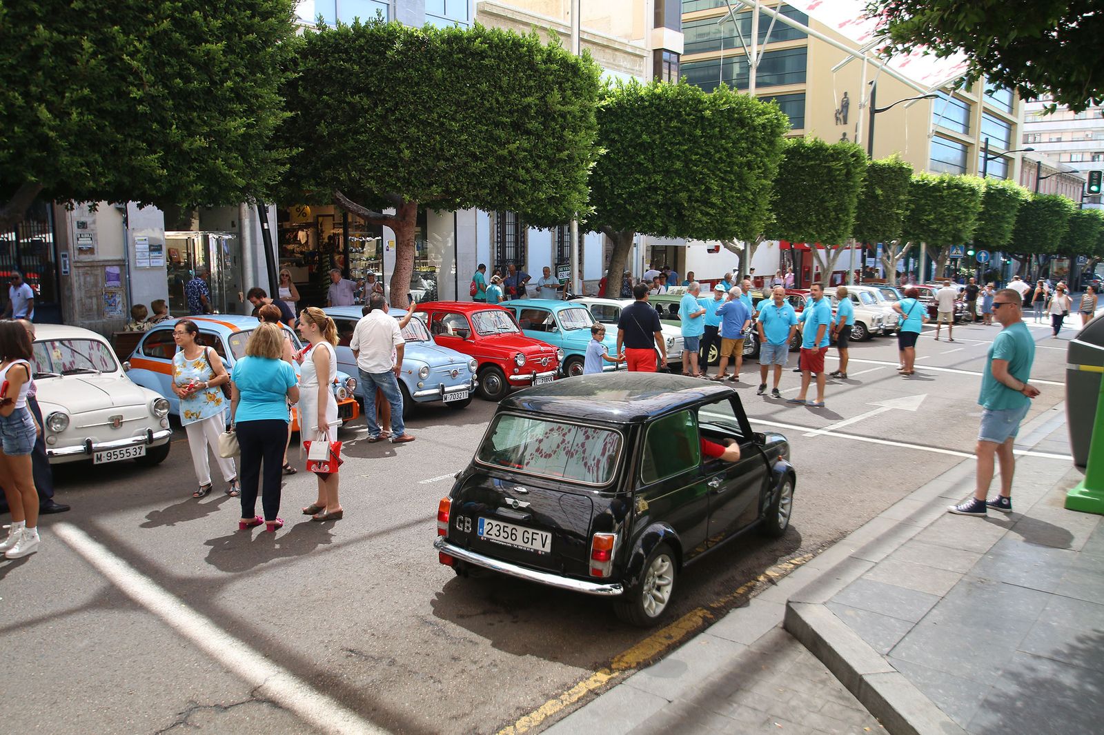 Fotogalería Exhibición Seat 600. Feria Almería 2019