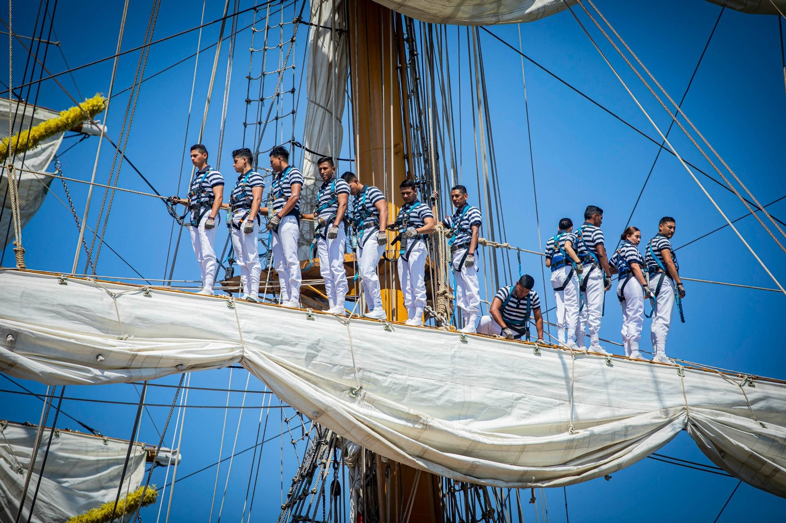 Una mirada a la despedida de Cádiz a la Gran Regata