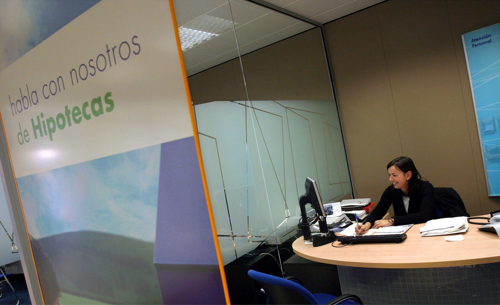 El número de oficinas bancarias se reduce un 36% en poco más de un lustro