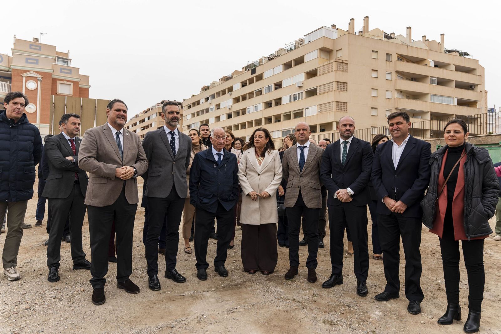 Las mejores imágenes de la colocación de la primera piedra del nuevo IES Las Marinas de Roquetas
