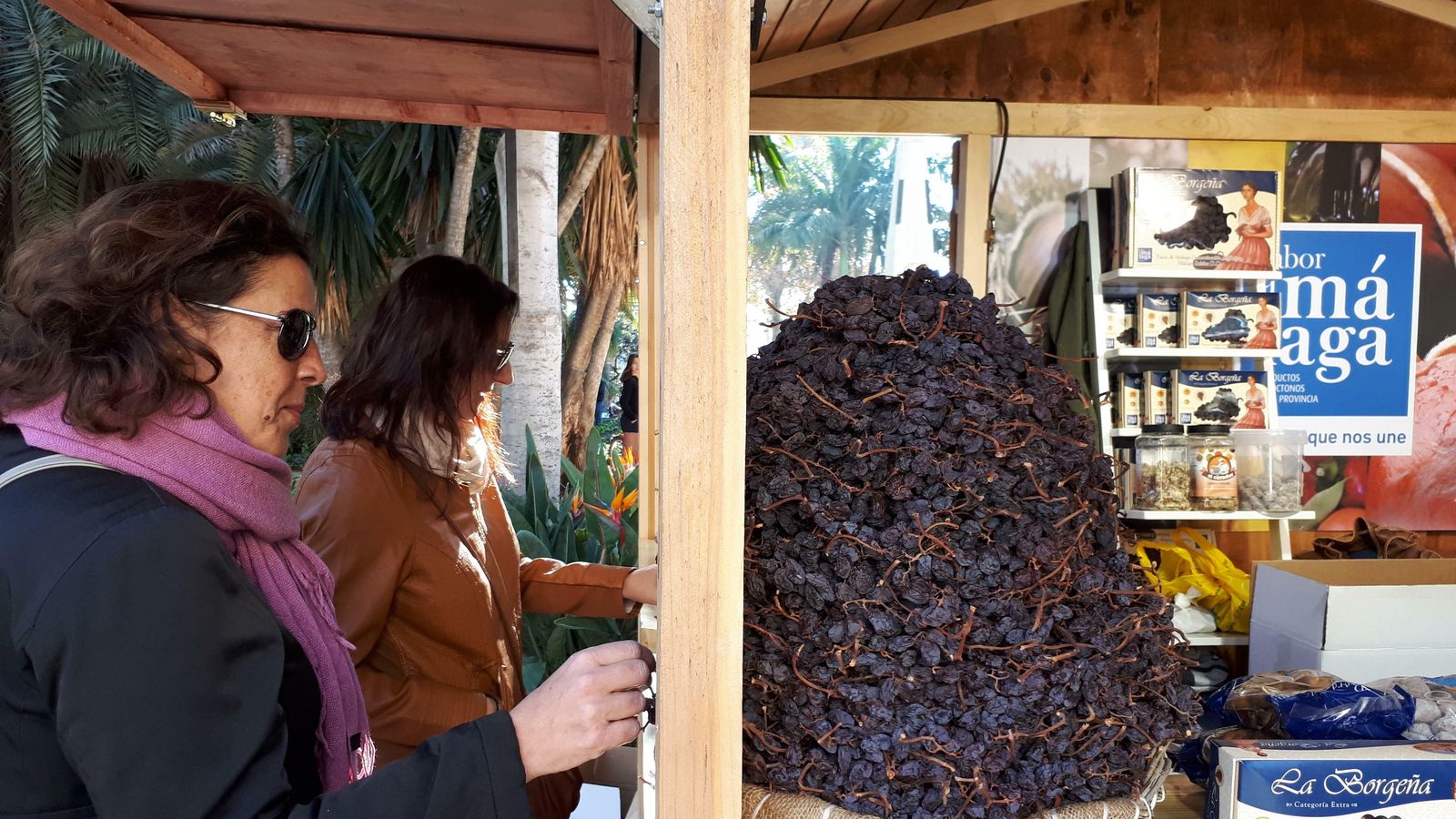 Uno de los puestos en una feria Sabor a Málaga.