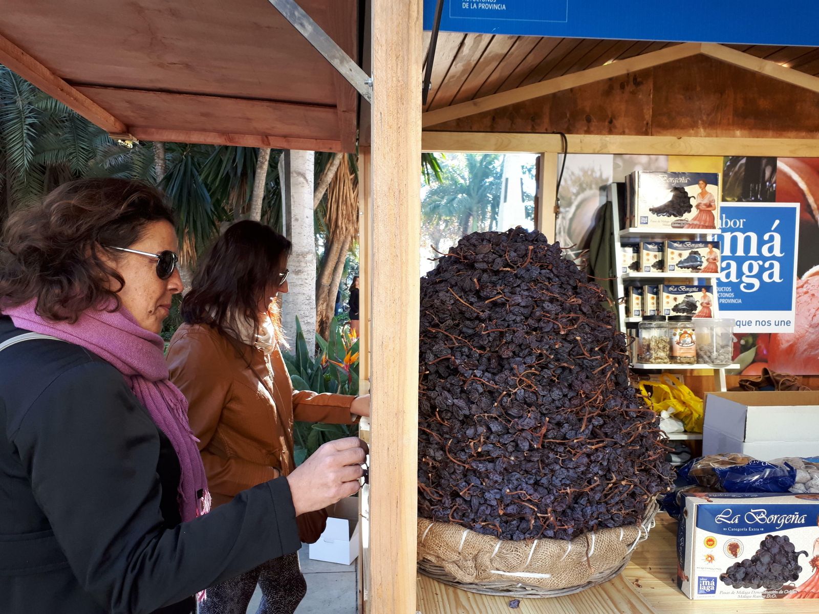 Uno de los puestos en una feria Sabor a Málaga.