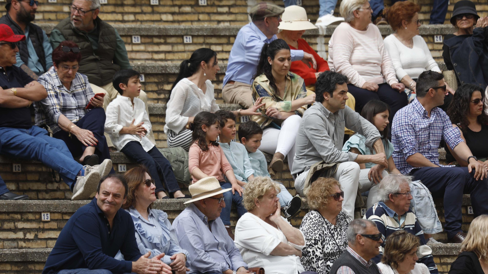 La clase magistral de tauromaquia organizada por Miguelete, en imágenes