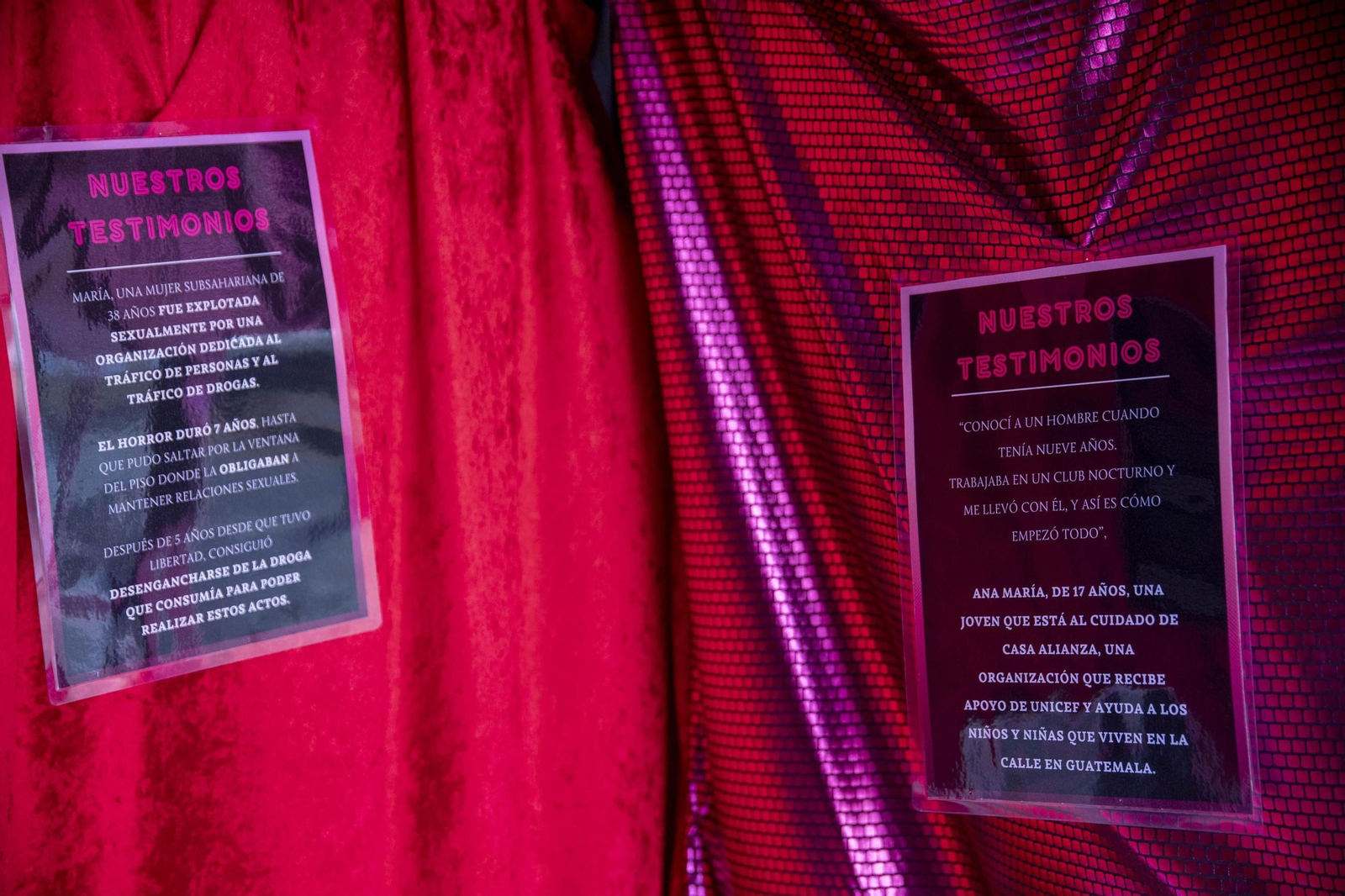 Sensibilización sobre la trata de mujeres en el IES Maestro Padilla de Almería, en imágenes