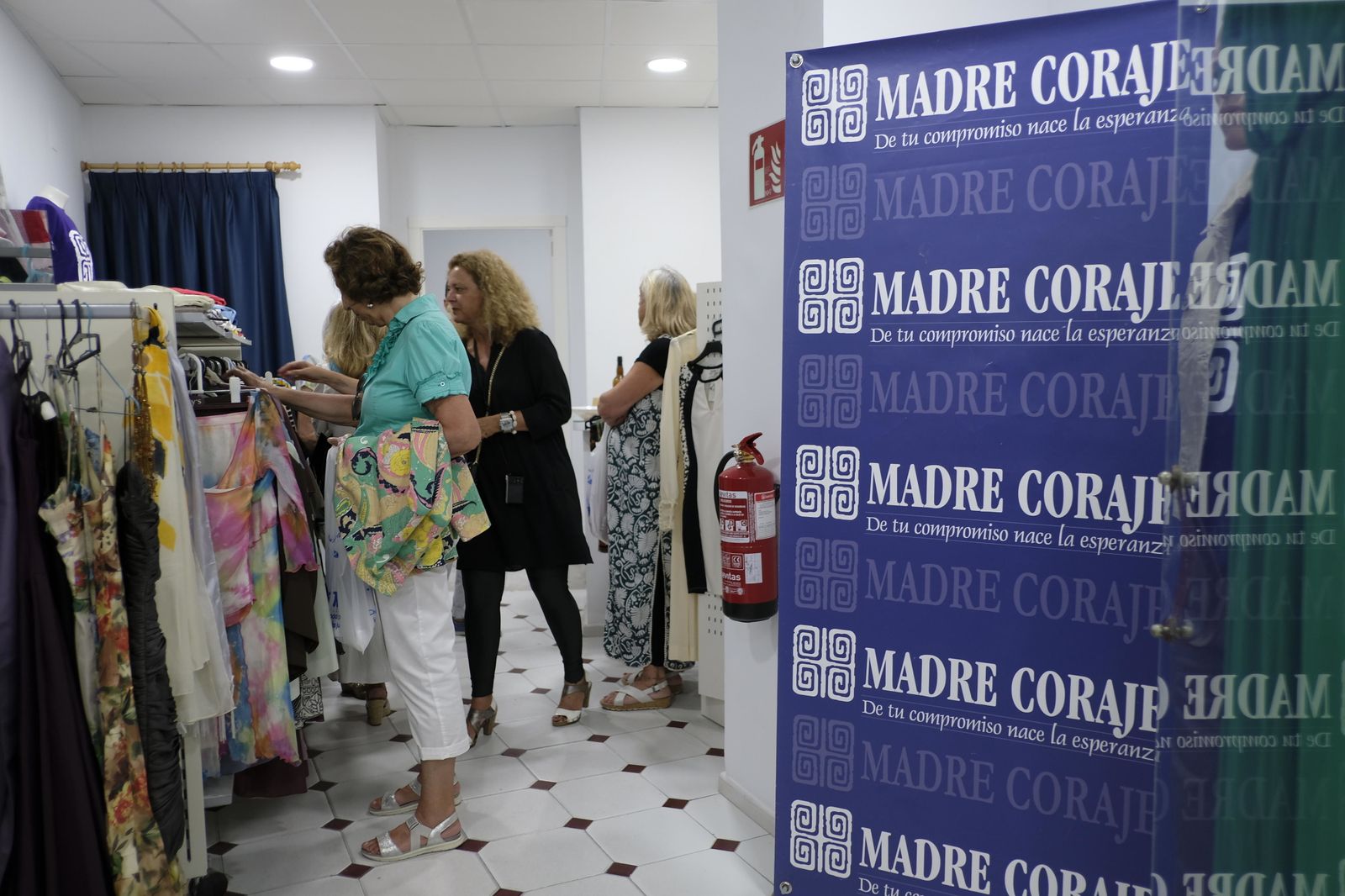 La tienda solidaria tras su apertura.