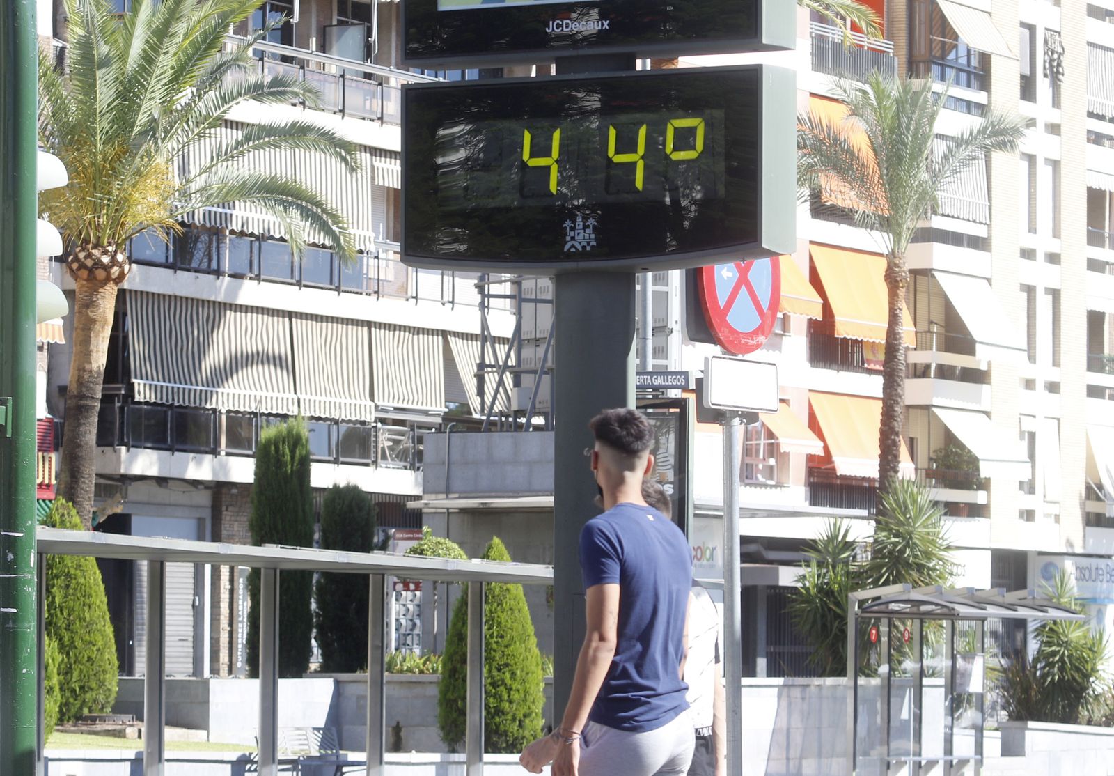 Un termómetro marca 44 grados este sábado en Córdoba