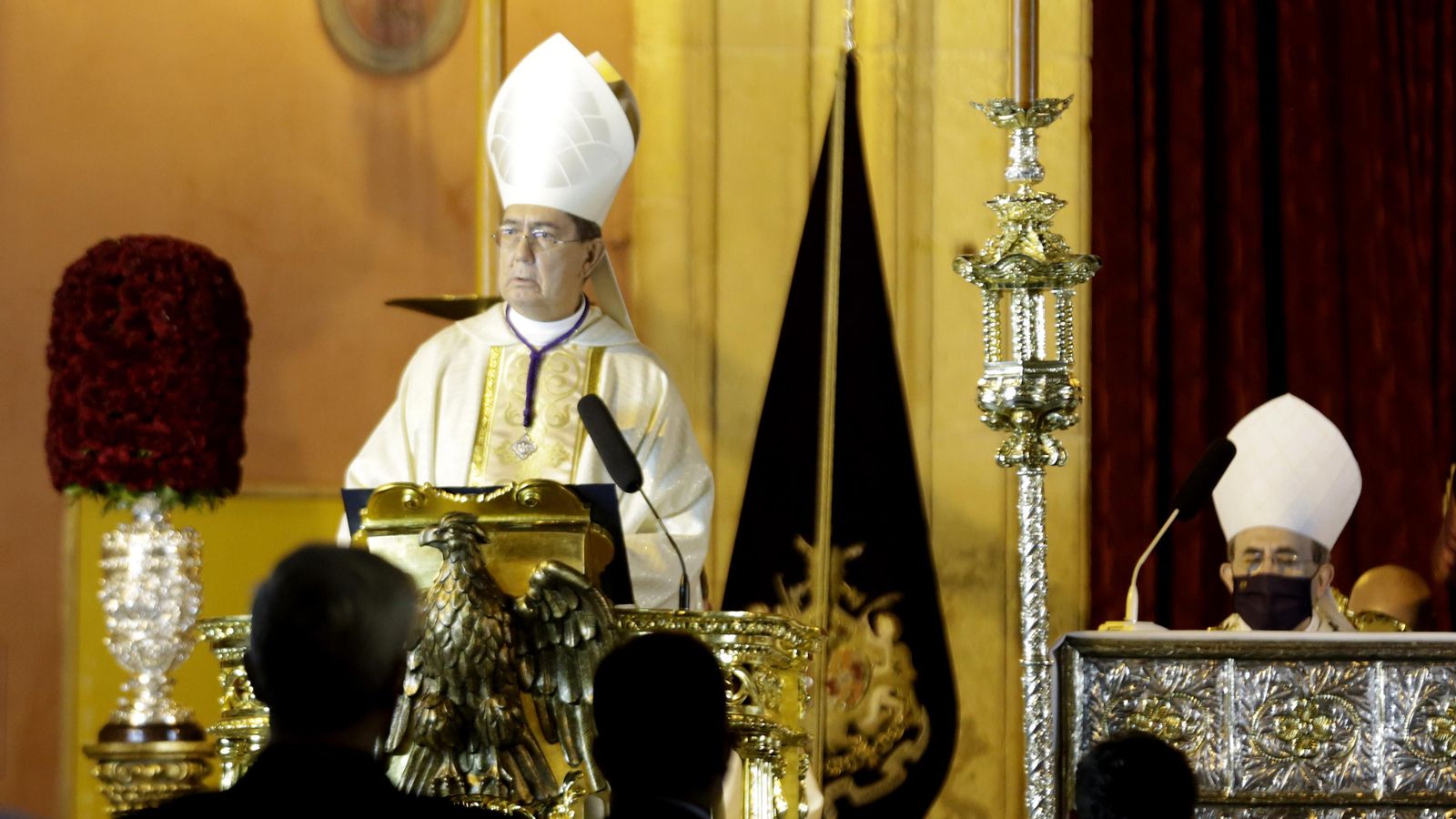 El cardenal Ayuso durante su homilía.