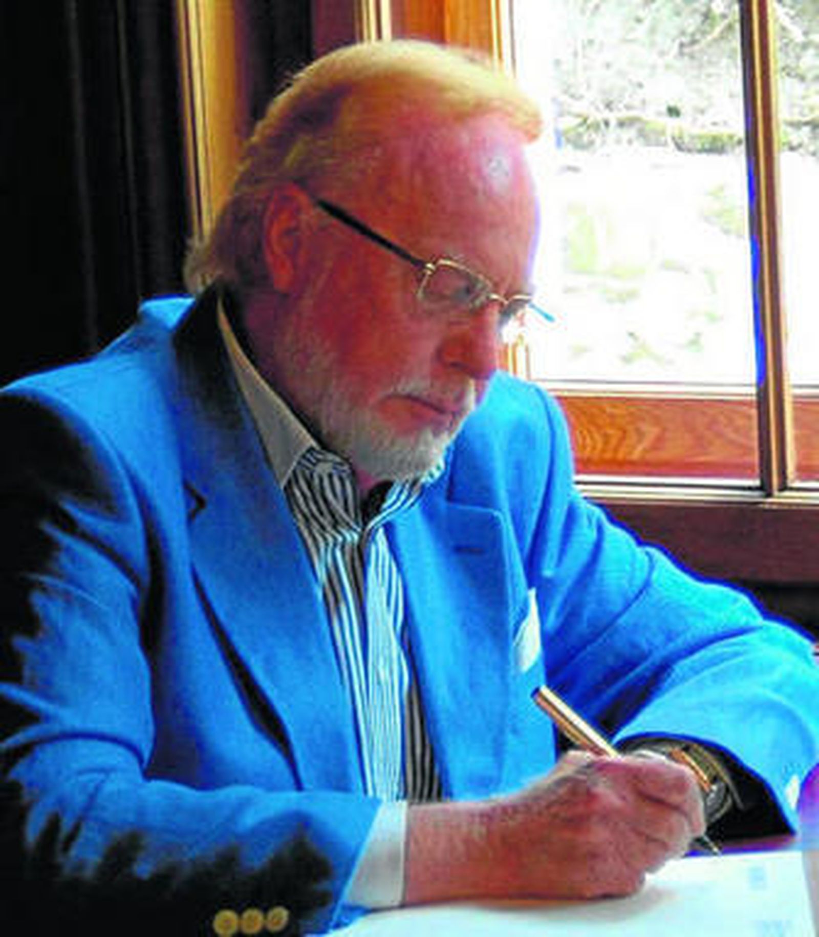 Mauricio Wiesenthal, en Iásnaia Poliana, la casa de Tolstoi.