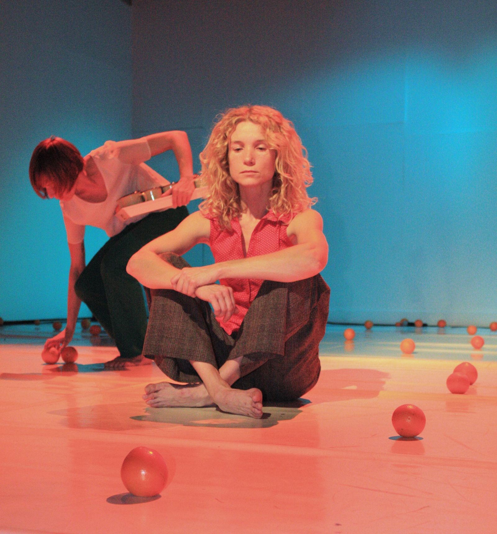 Al alcance de todos. El hostel La Caja deshabitada se convierte en una fugaz residencia de artista desde hoy y hasta el domingo por la que pasan ldiferentes propuestas escénicas innovadoras dentro del panorama actual.