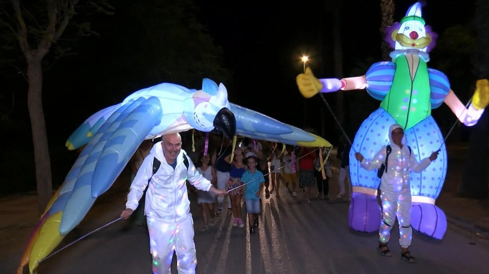 Defile por la diversidad celebrado el pasado año en la sfiestas del Barrio Jarana