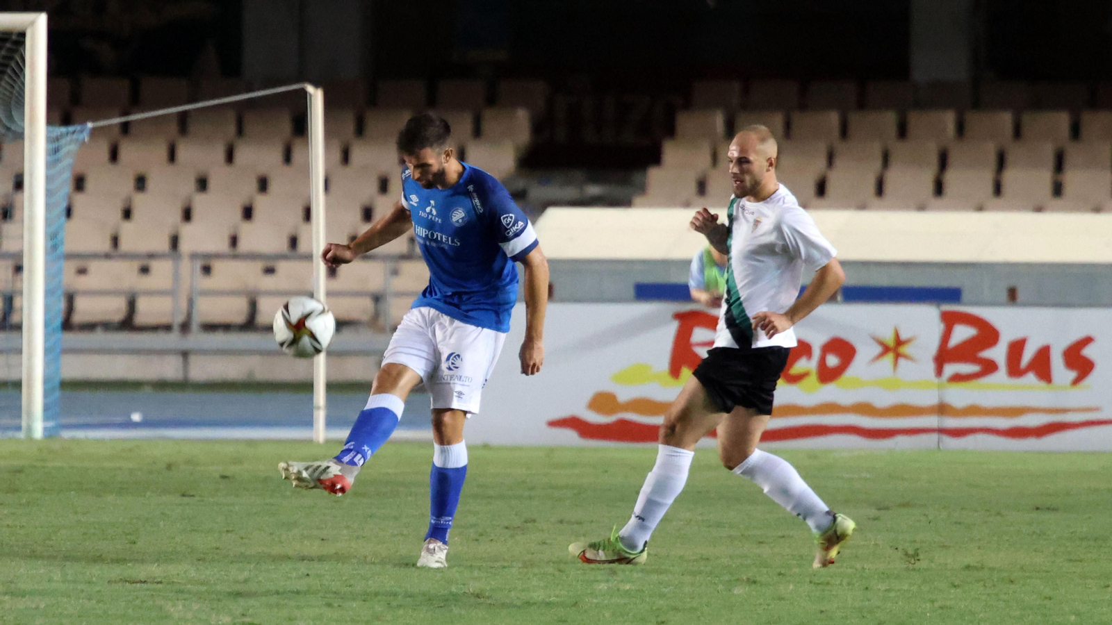 Las imágenes de la victoria del Córdoba CF ante el Xerez DFC