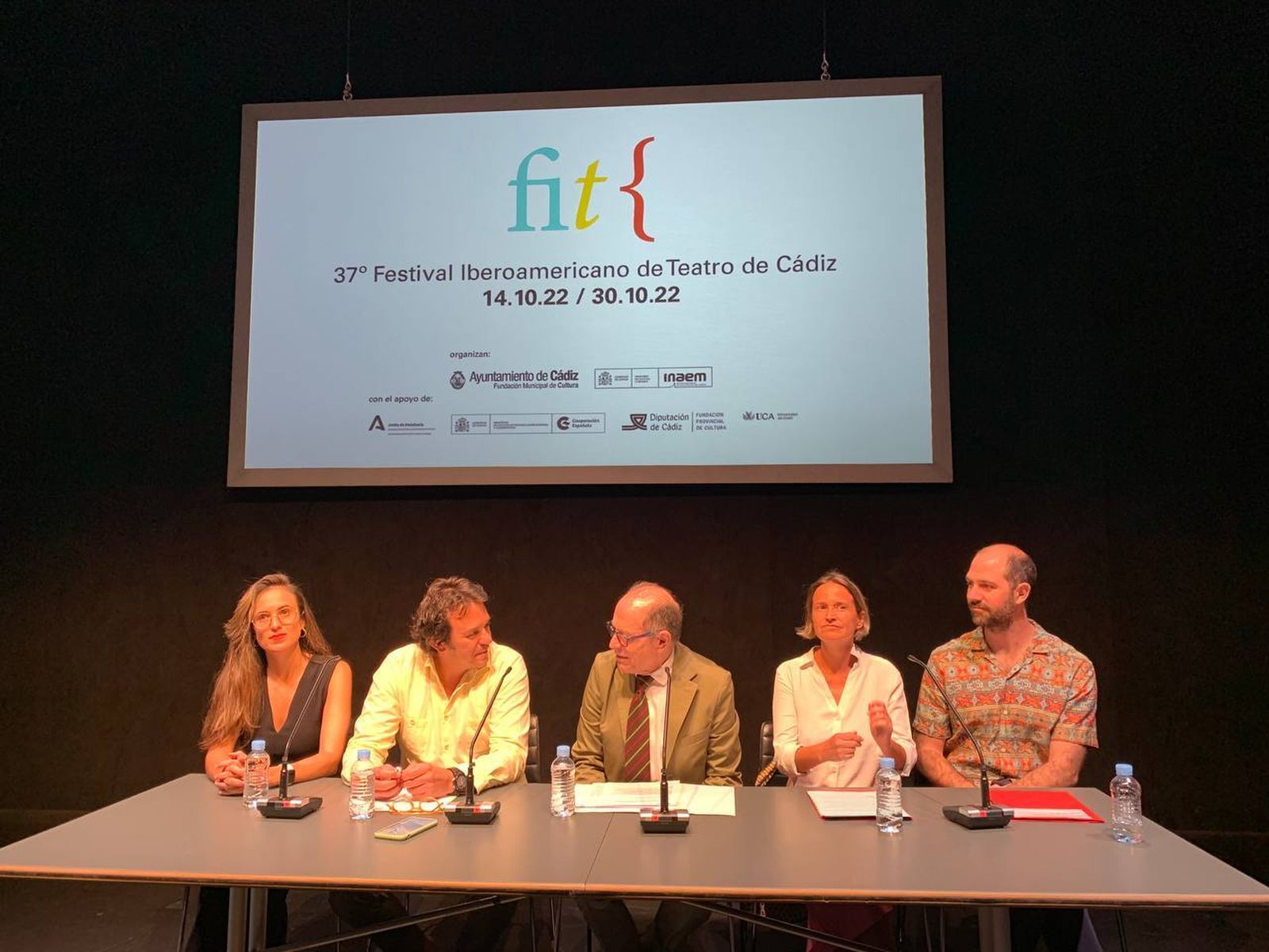 Lola Cazalilla, José María González, Joan Francesc Marco, Isla Aguilar y Miguel Oyarzun, en la presentación del 37 FIT en Madrid.