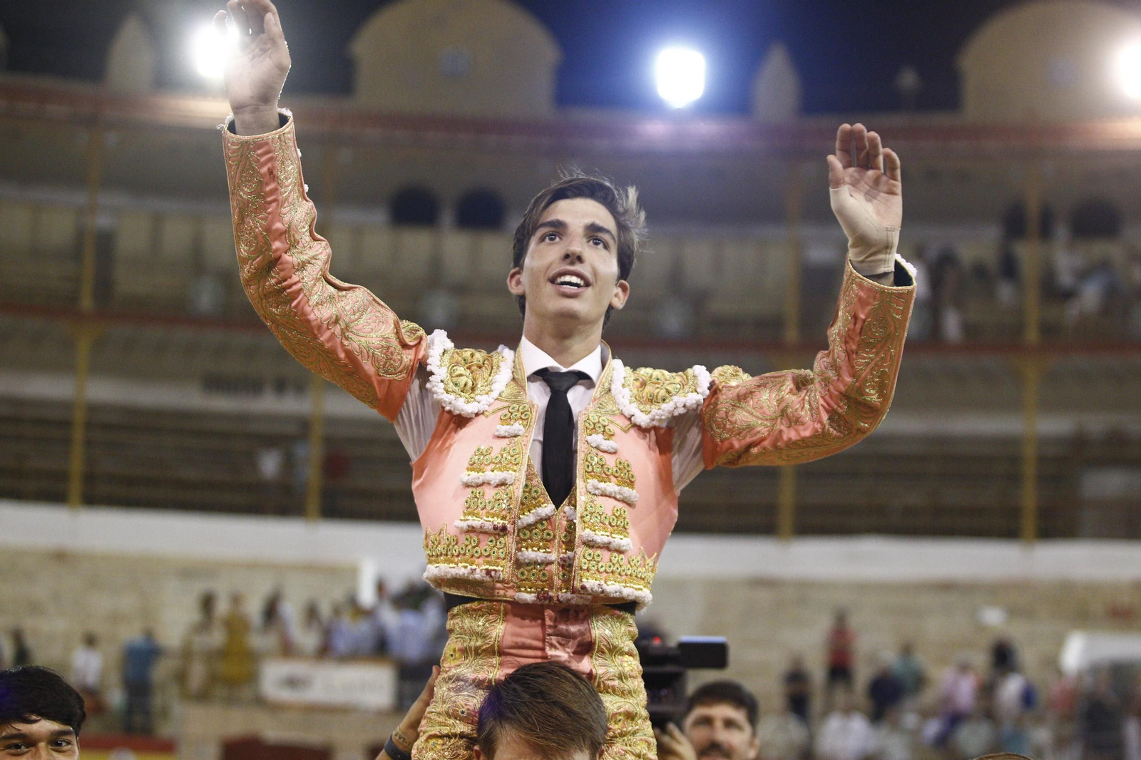 Imágenes de la novillada de la Feria de Almería 2025