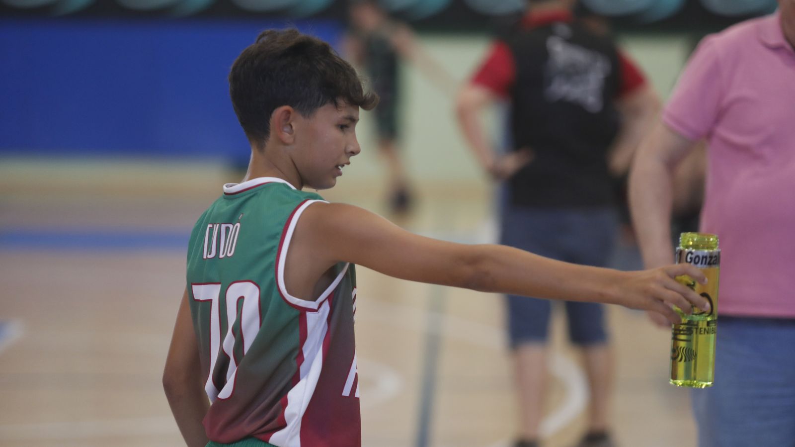 Las fotos de la primera jornada del Cadeba mini-masculino de La Línea