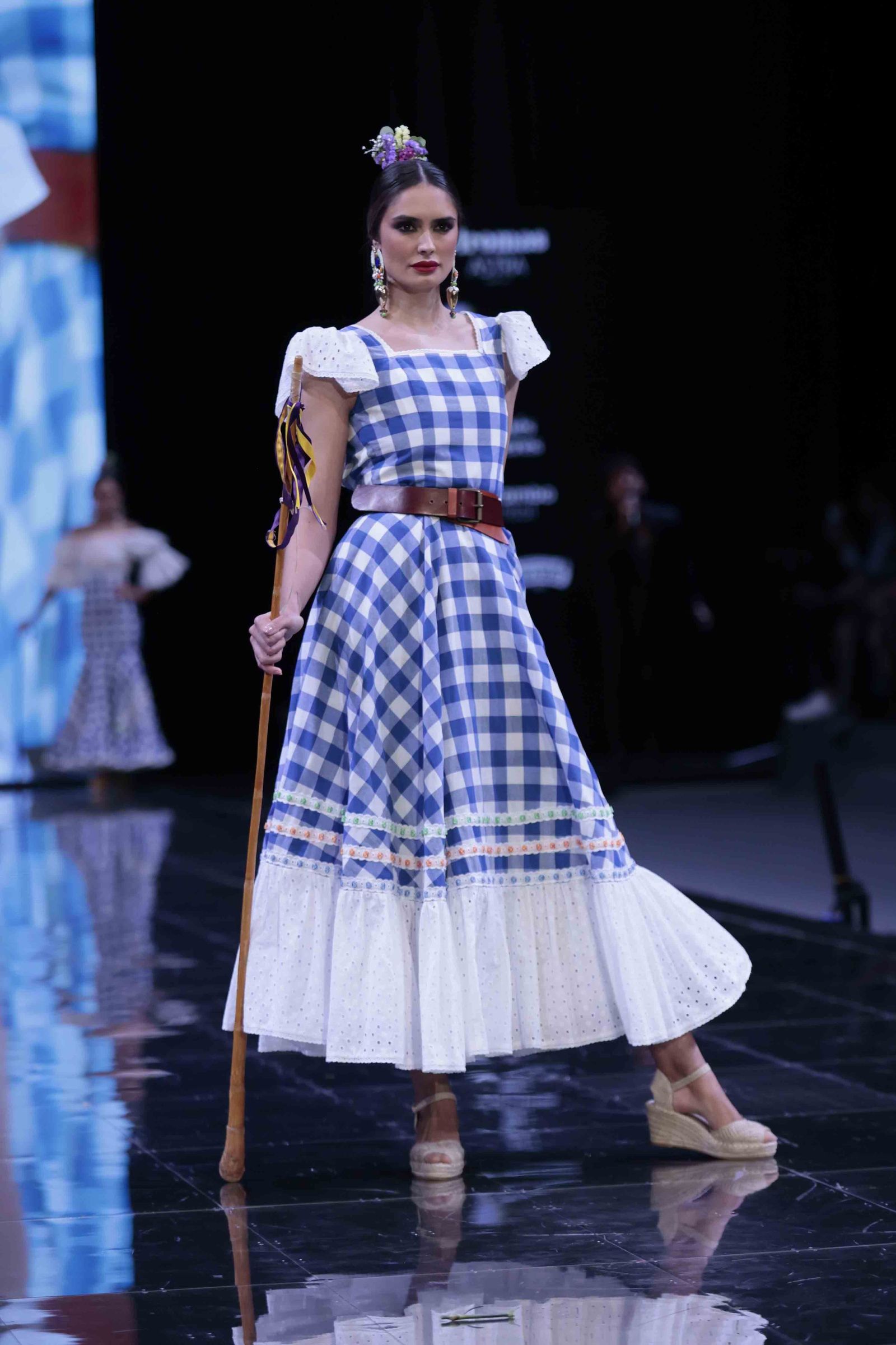 Desfile de Pilar Rubio en SIMOF de 2024, todas las fotos