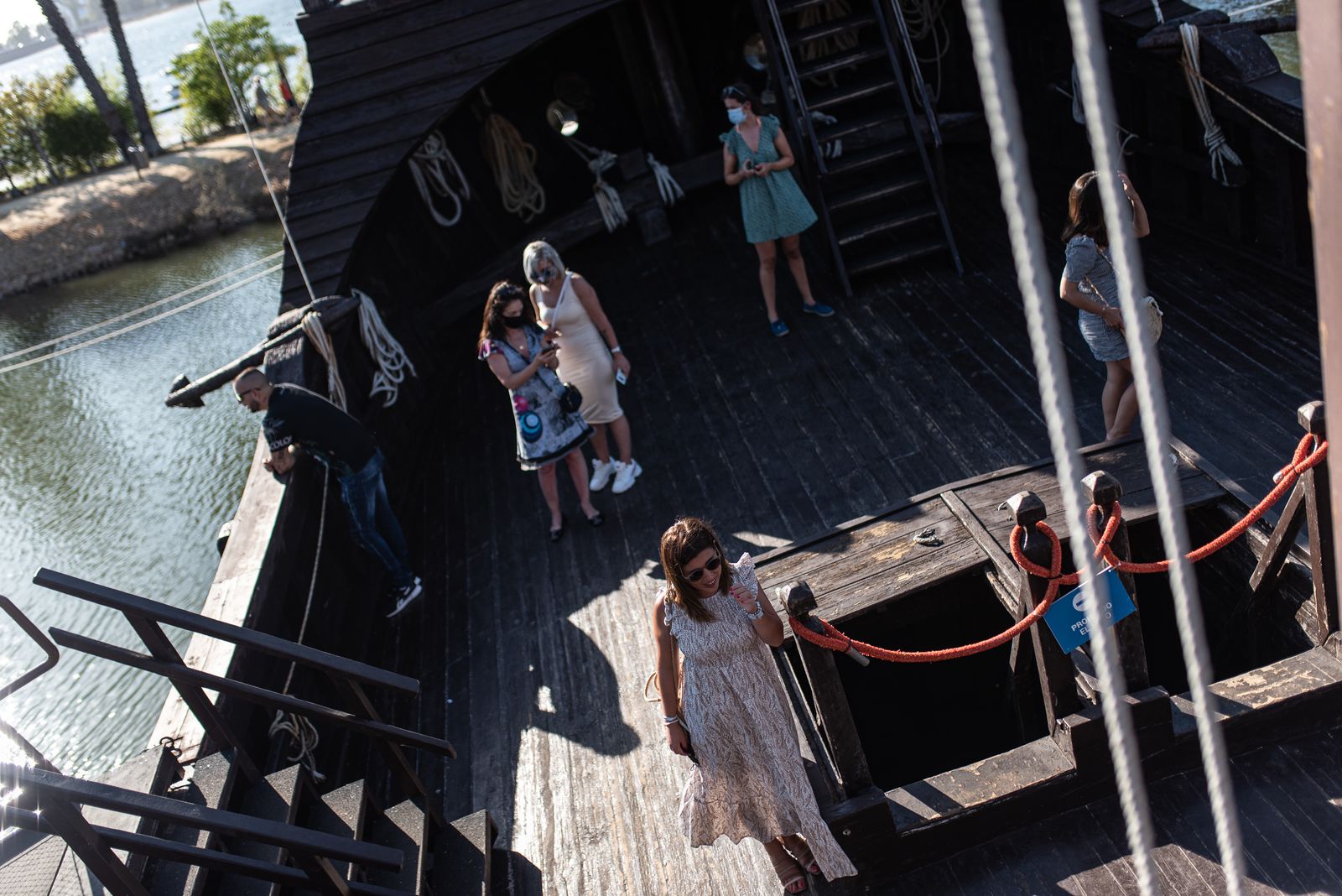 El Muelle de las Carabelas: Teatro, cuentacuentos y exposiciones