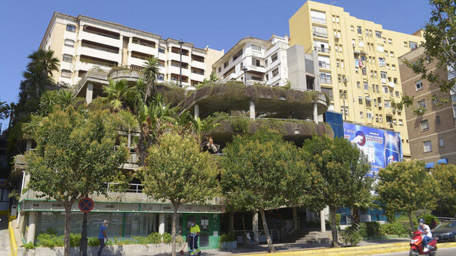 El controvertido edificio Escalinata, en Algeciras