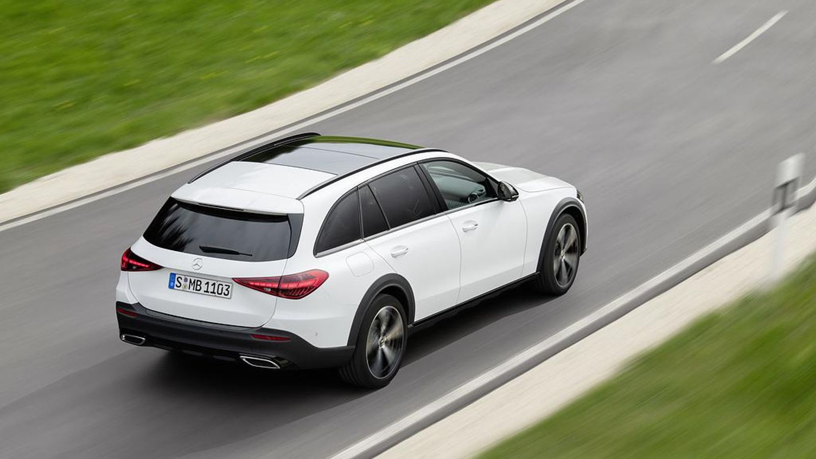 Al menos, contará con una versión con motor de gasolina y otra Diesel, ambas con más de 200 CV.