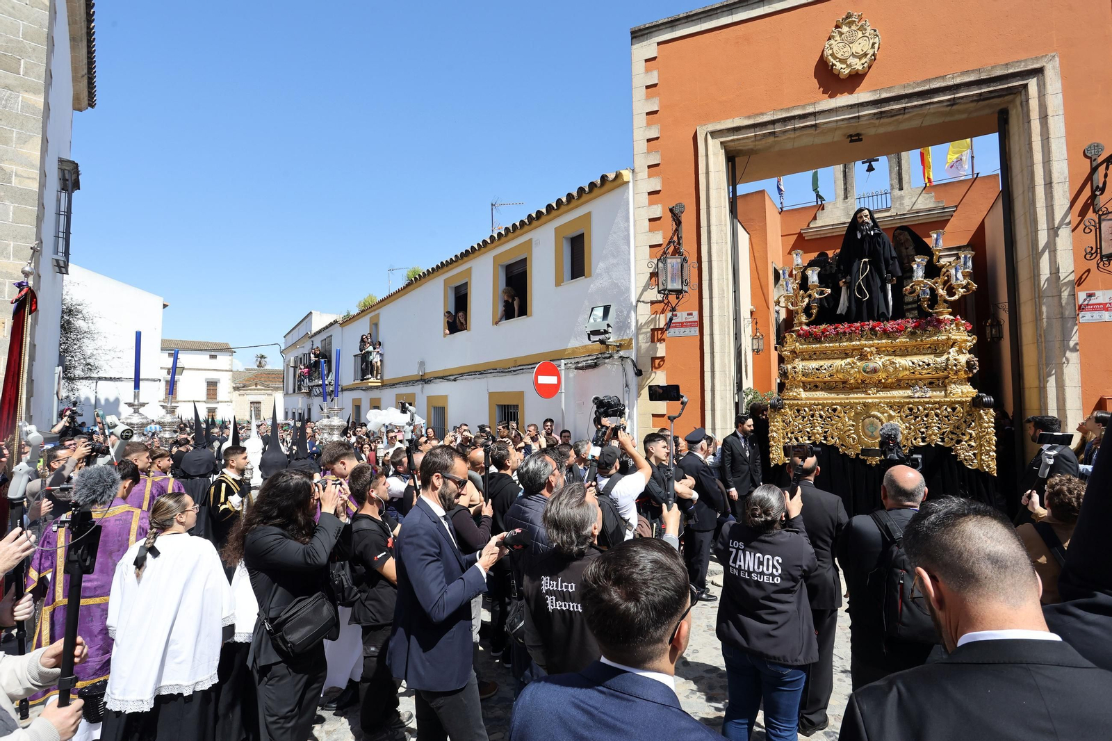 Imágenes de la Hermandad de Santa Marta en el Sábado Santo de Jerez 2025