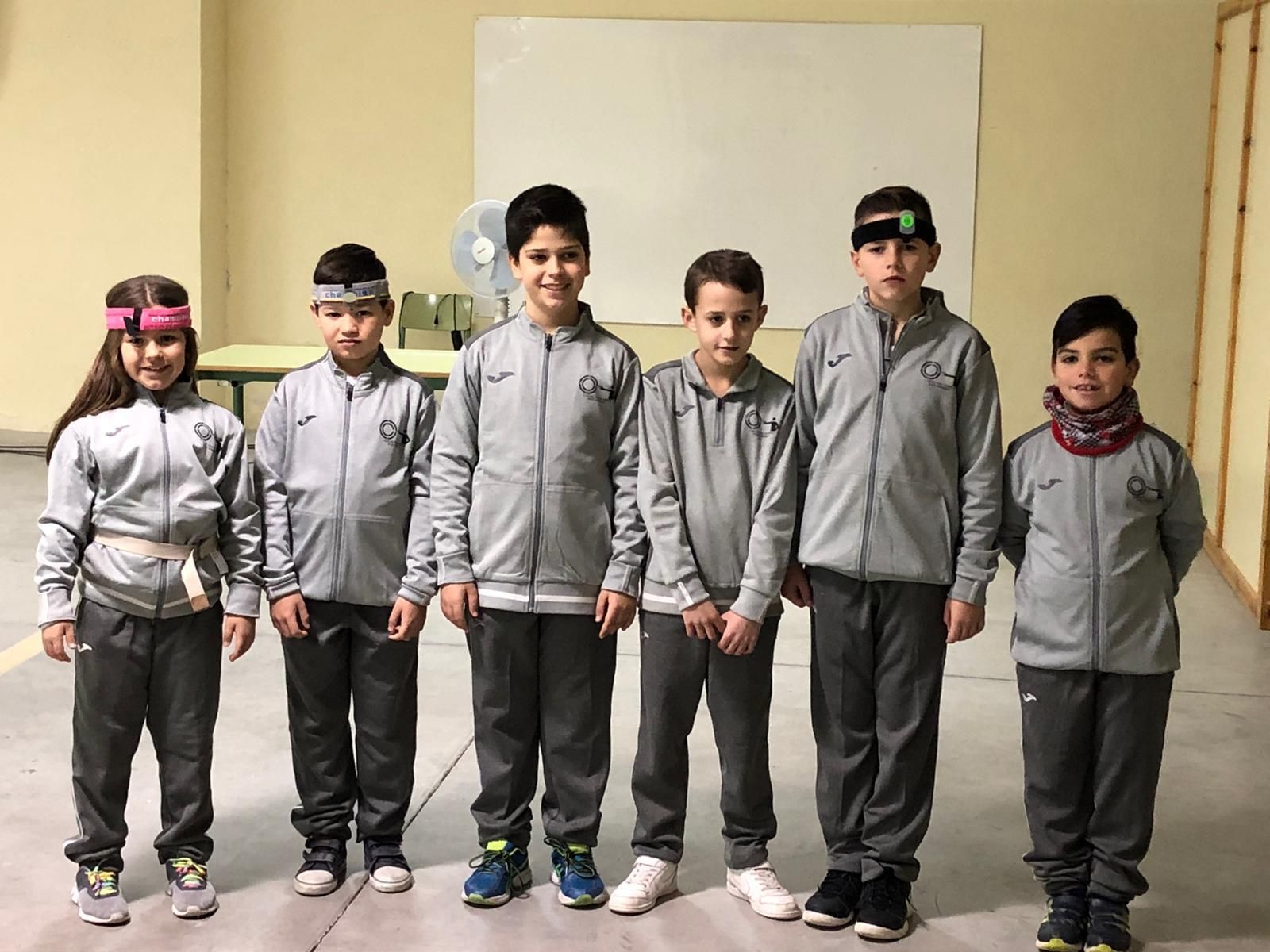 De izquierda a derecha: Laura, Abel, Juan Miguel, Juan Francisco, Daniel y Óscar