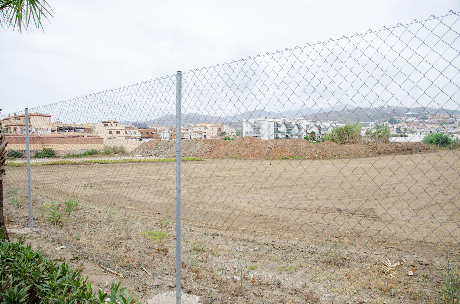 Zona de aparcamiento en el llano de Mascuñar, Torrox